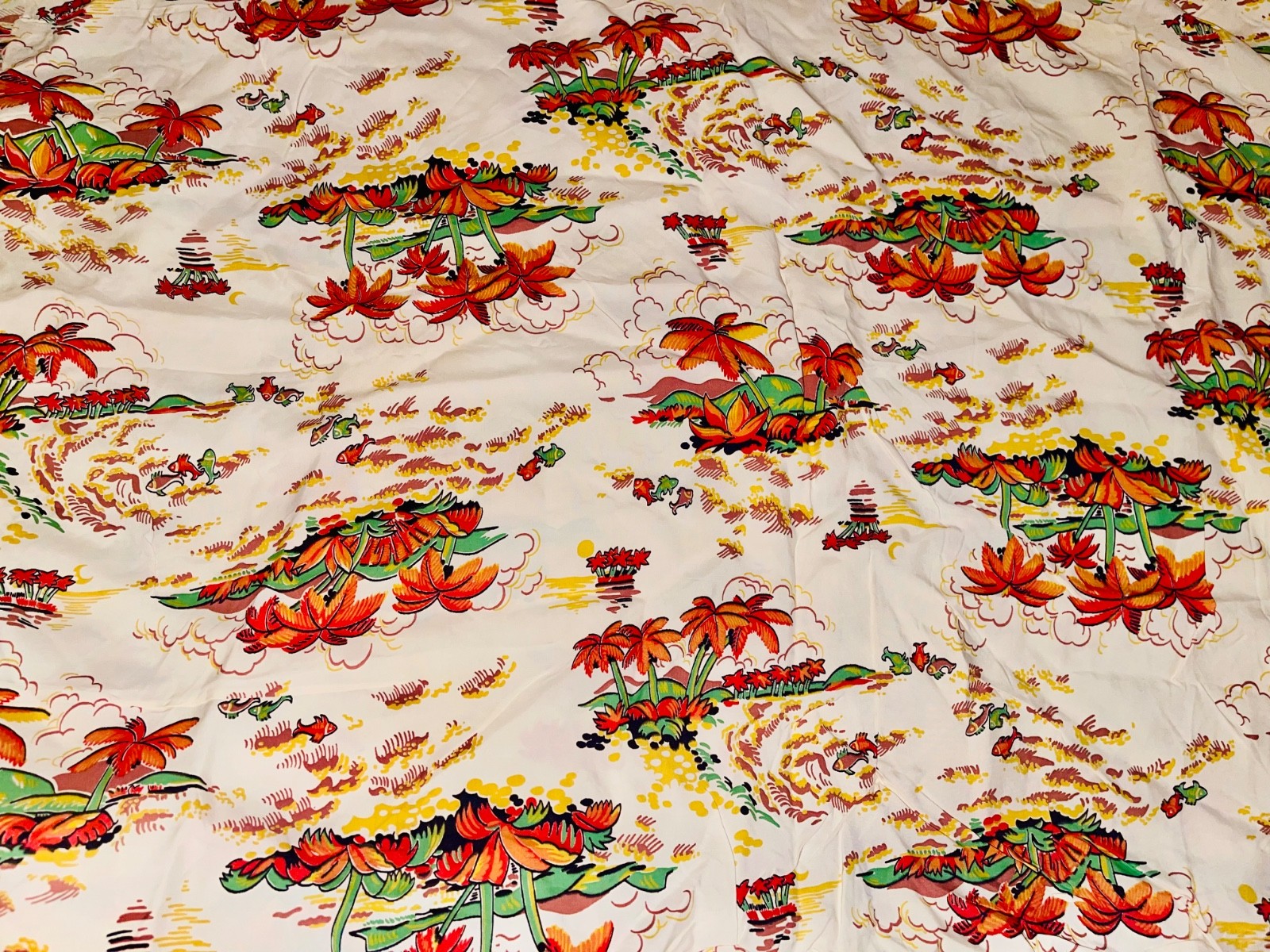 Vintage 1940s Cold Rayon Hawaiian Novelty Print Fabric Sewing Fish Tropical
