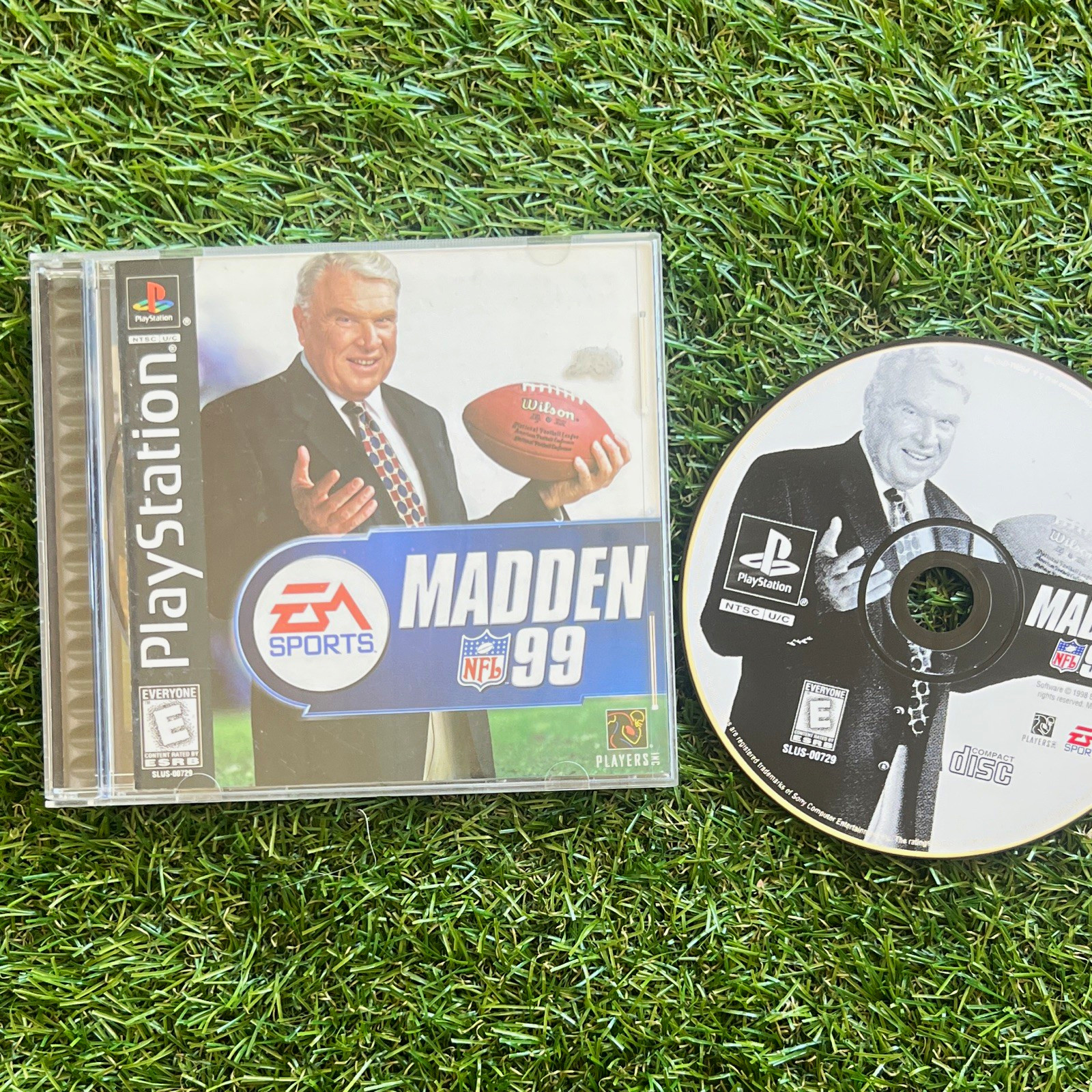 EA SPORTS Madden NFL 99 PS1 Manual Included 1998 E Everyone NTSC-U/C