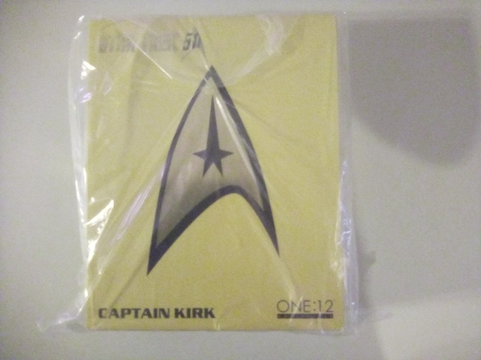 CAPTAIN KIRK 1:12 Collective 50th Anniversary Edition MEZCO NIB FREE USA S/H/I