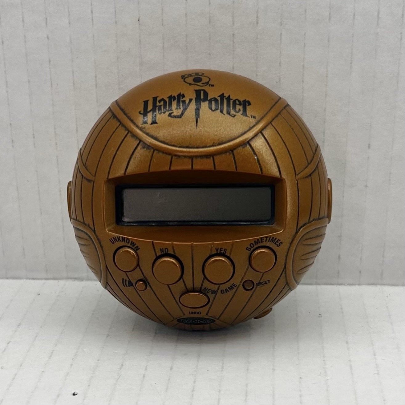 Radica Harry Potter Golden Snitch 20Q 20 Questions Handheld Electronic Game 2007
