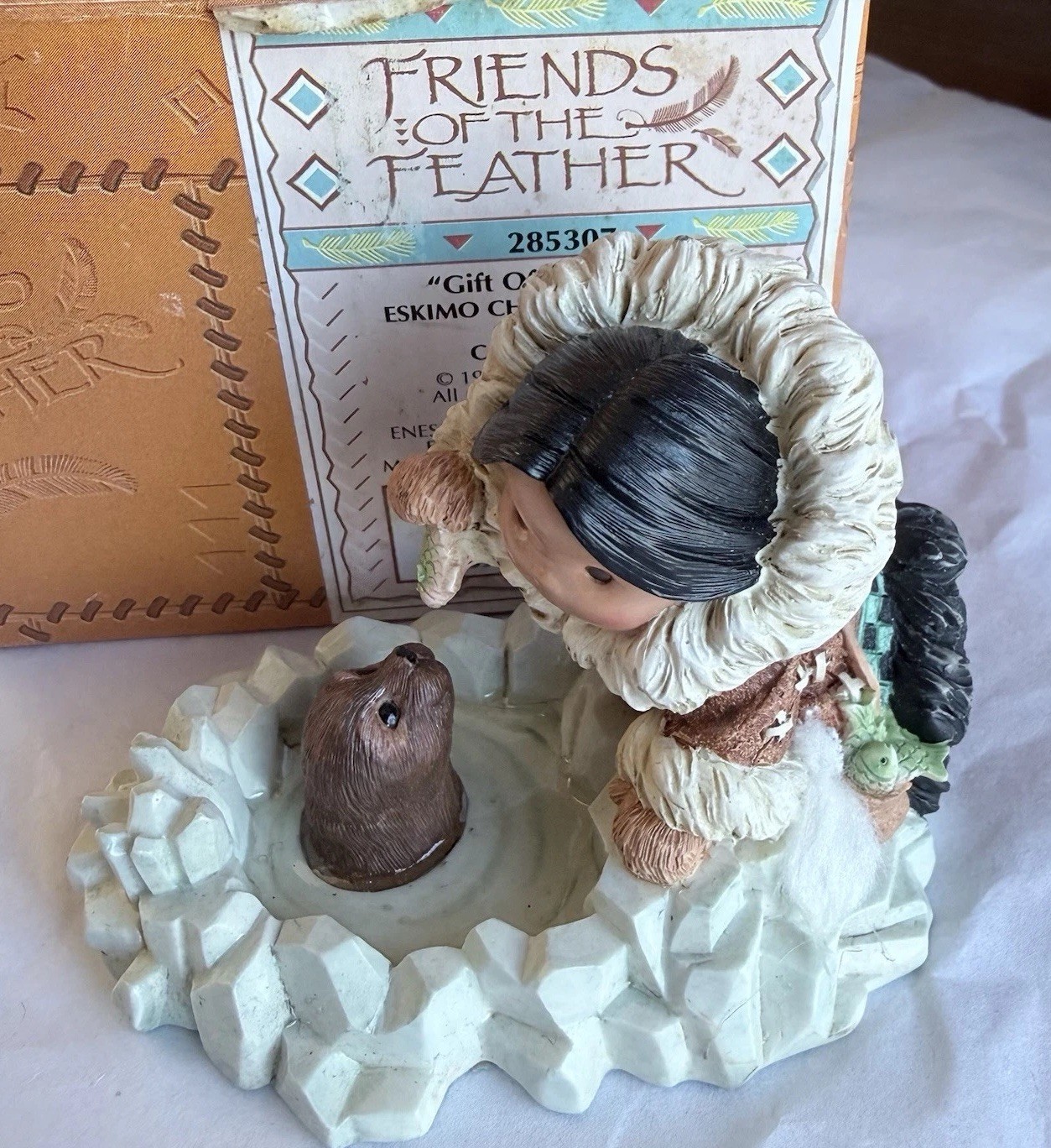 Vintage 1997 Enesco Friends of the Feather Gift of Generosity Karen Hahn 285307
