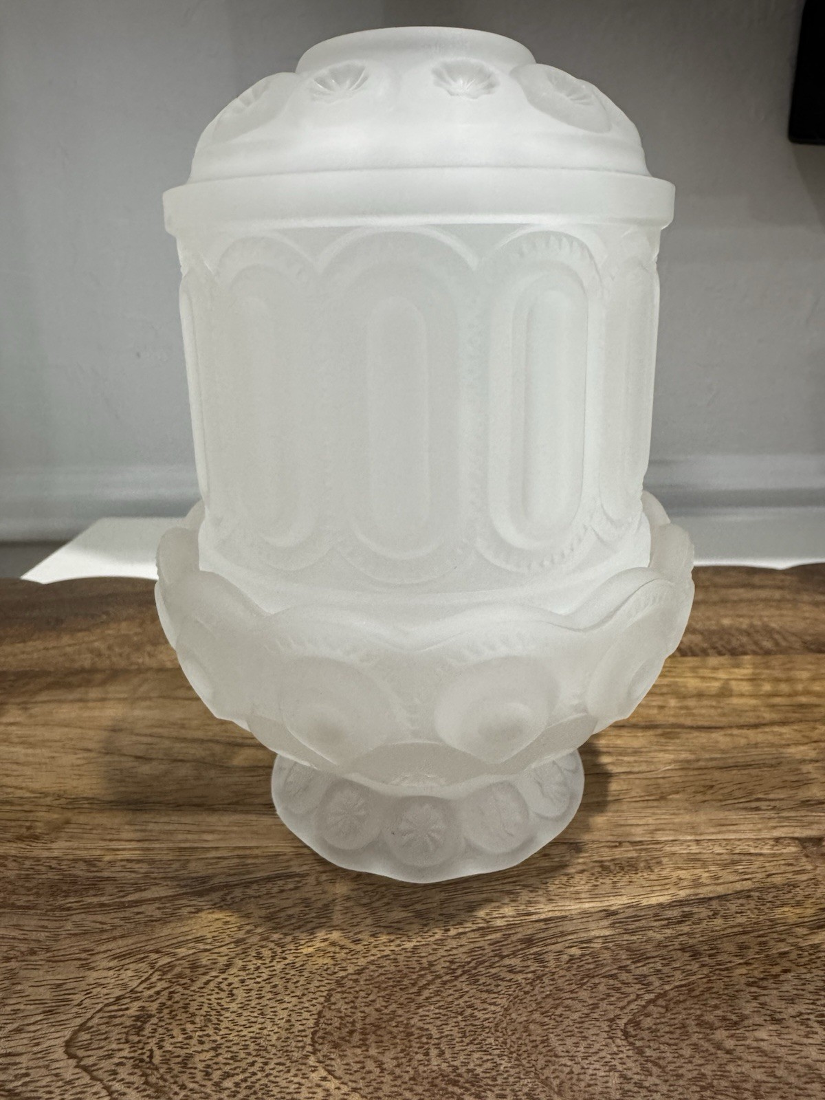HTF Full size LE Smith Satin frosted Moon & Stars Fairy Lamp-6.5”