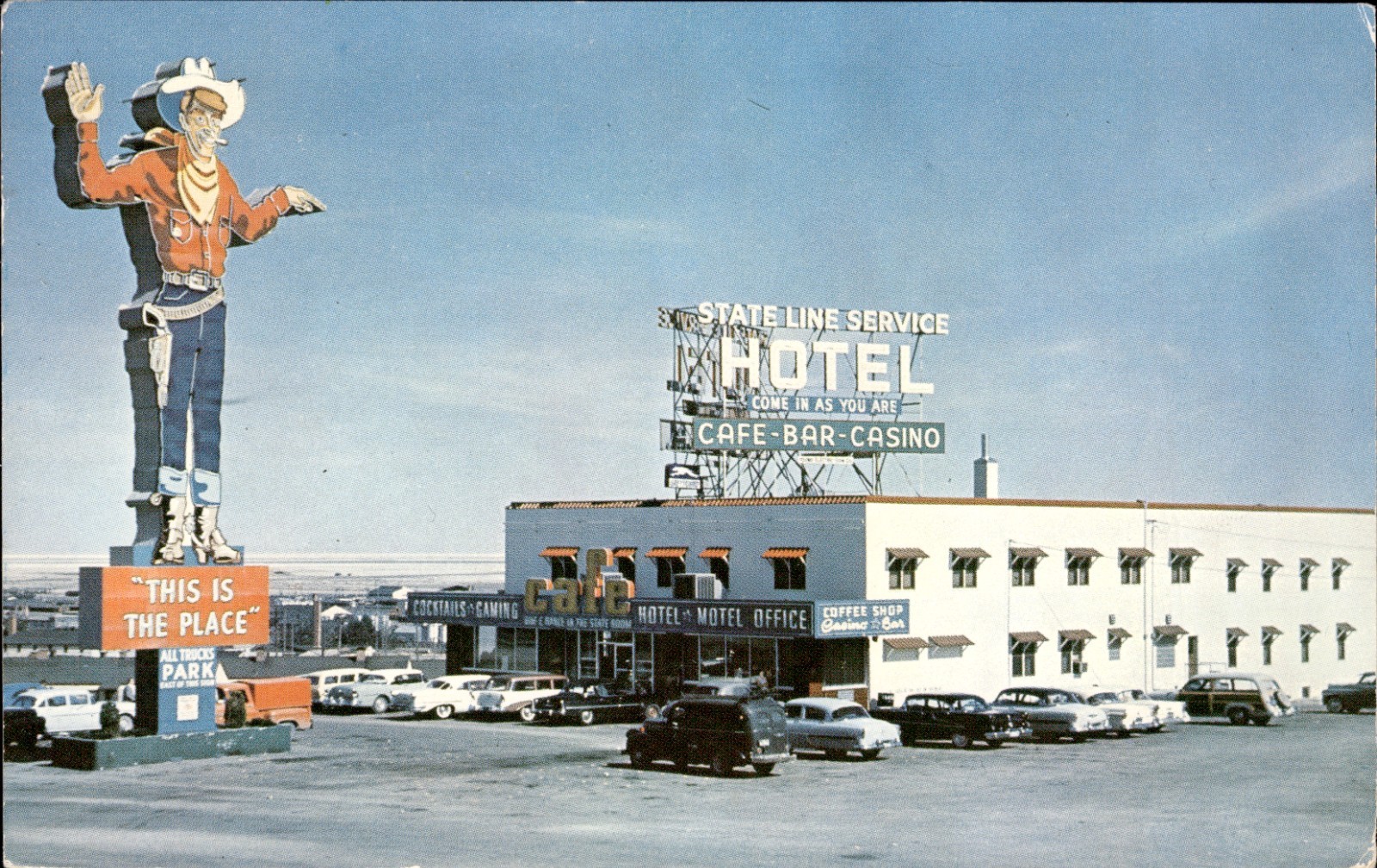 Wendover Will Giant Cowboy State Line Hotel Casino Nevada Postcard