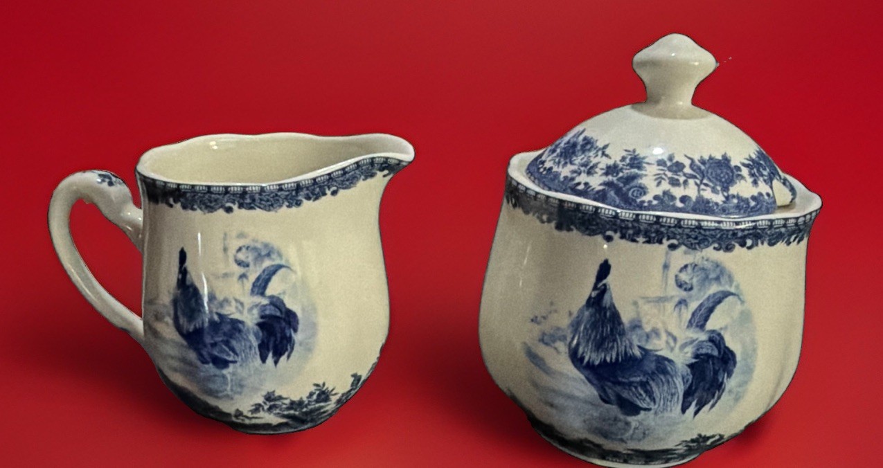 William James Farm Yard Vintage Blue White Rooster Toile Creamer Sugar Bowl Set