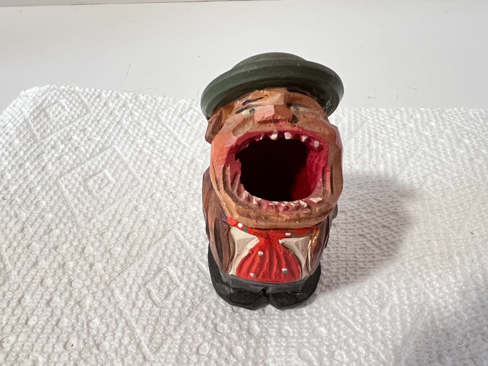 ANRI STYLE WOOD CARVED FOLK ART BIG MOUTH MATCH OR TOOTHPICK HOLDER