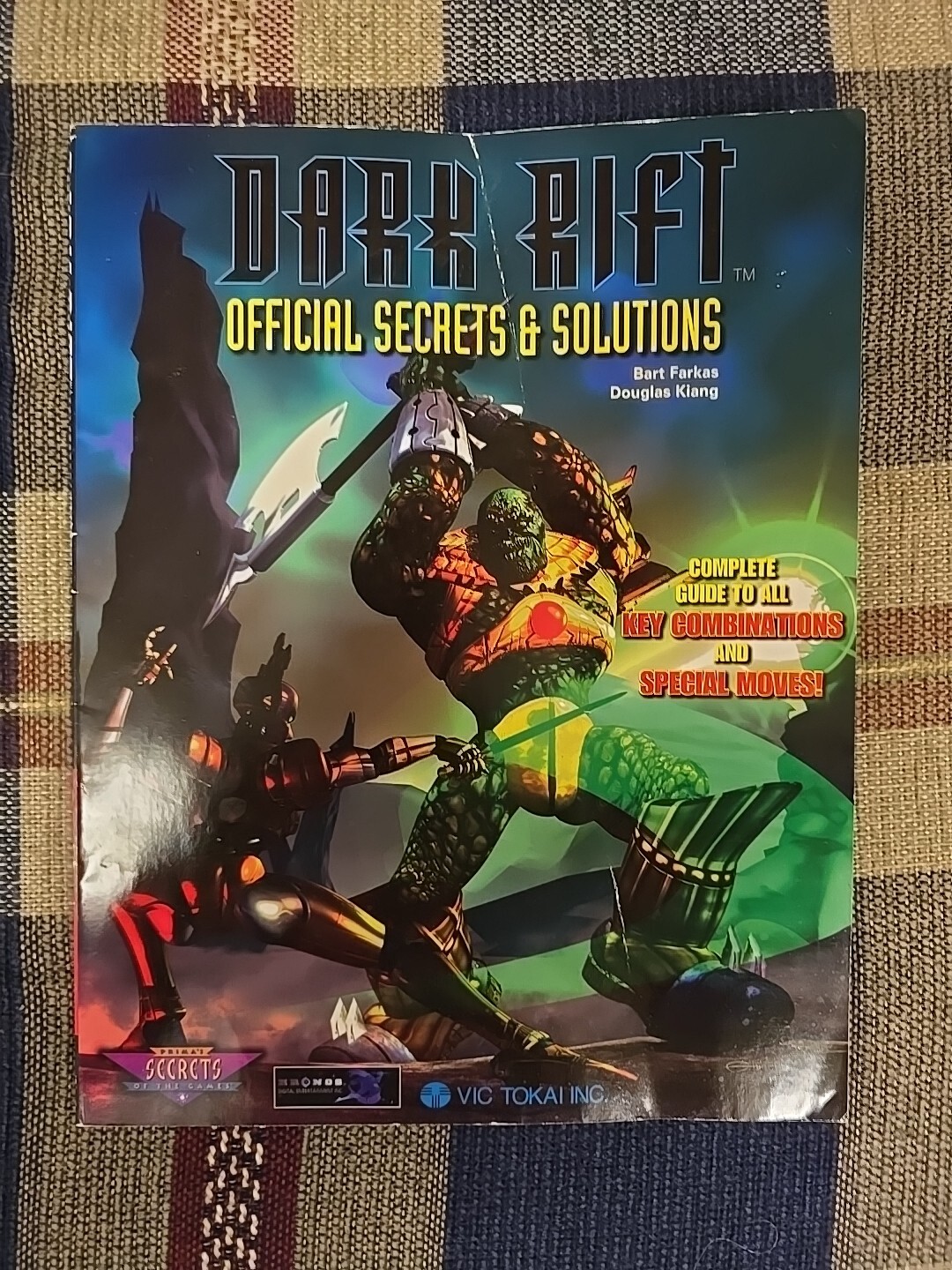 Dark Rift Official Secrets & Solutions - Prima Secrets Strategy Guide 
