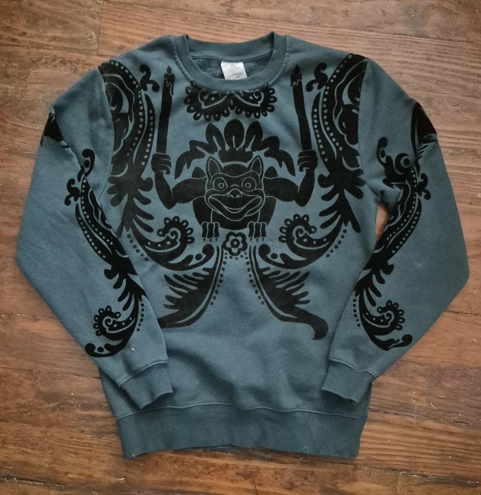 Disney Parks 2024 The Haunted Mansion Gargoyle Sweatshirt Pullover Size XS