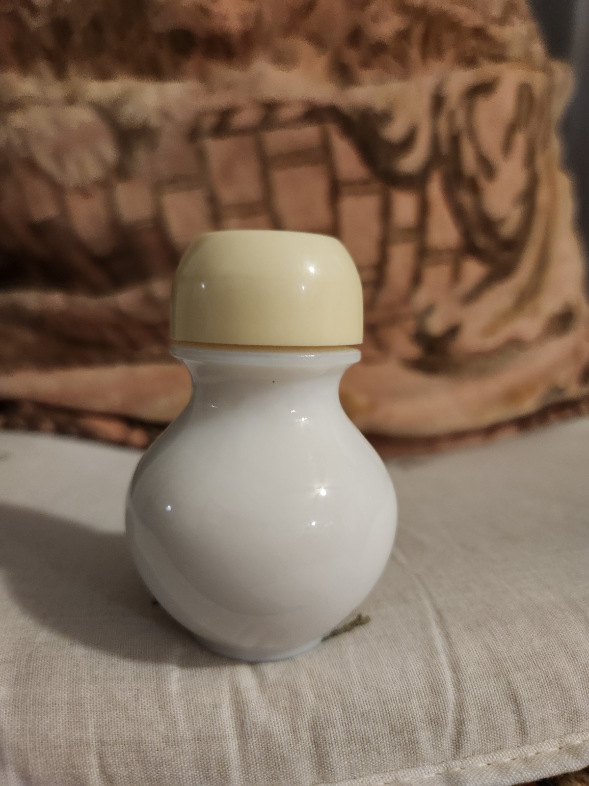 Vtg 1963 Avon Wishing Powder Sachet 90% Full