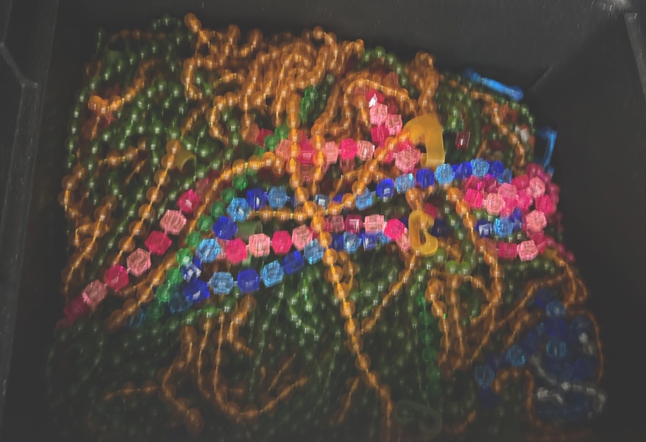 HUGE LOT VINTAGE 1970 ERA BEADED CURTAIN DOORWAY BOHO STYLE 70’S HIPPIE