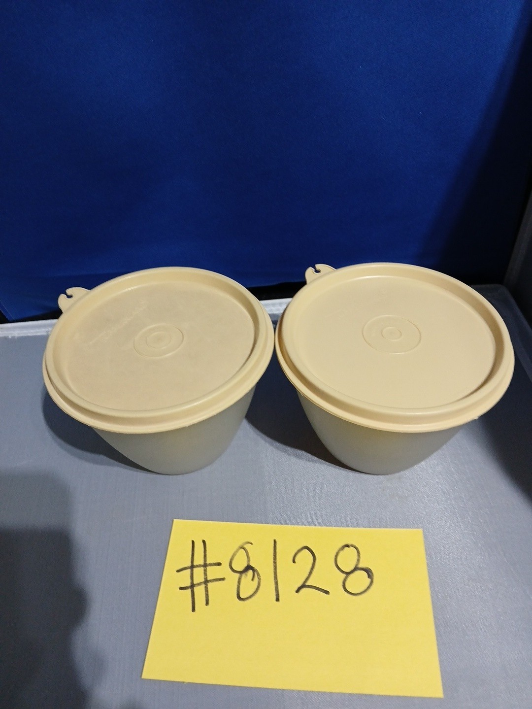 Set of 2 Tupperware Refrigerator 14oz Storage Bowl Container  #148 w/ Tan Seals