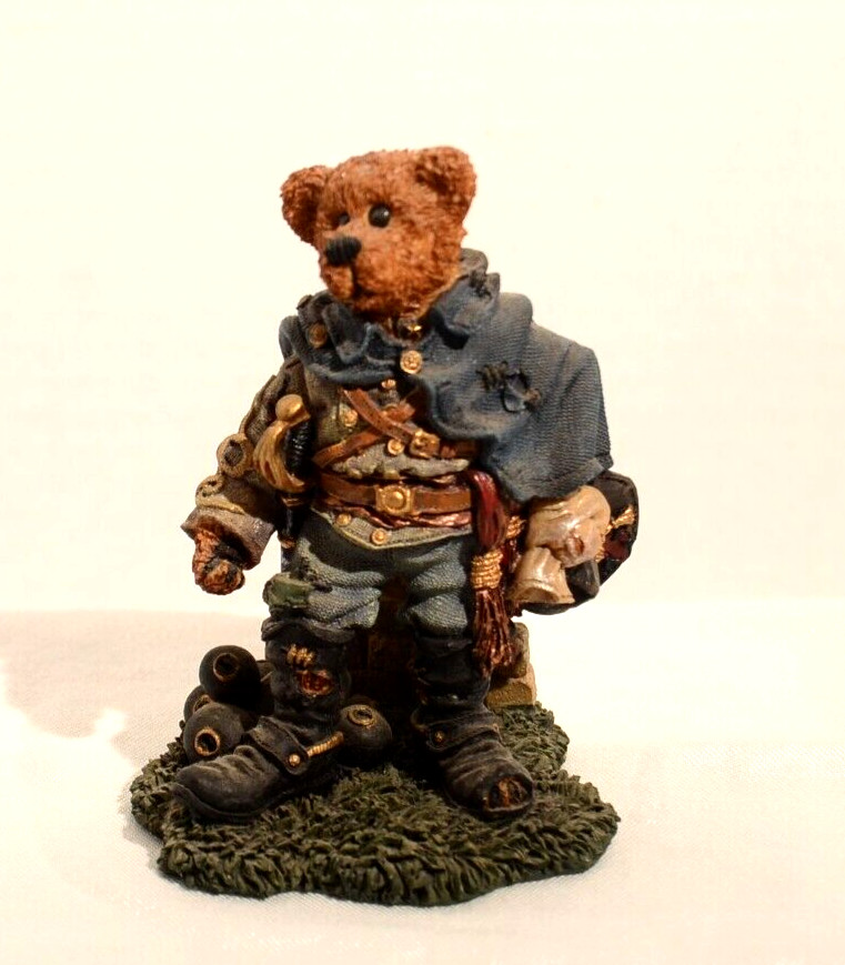 1997 Boyds Bears and Friends Figurine Stonewall…The Rebel Edition/pc 10E/2493