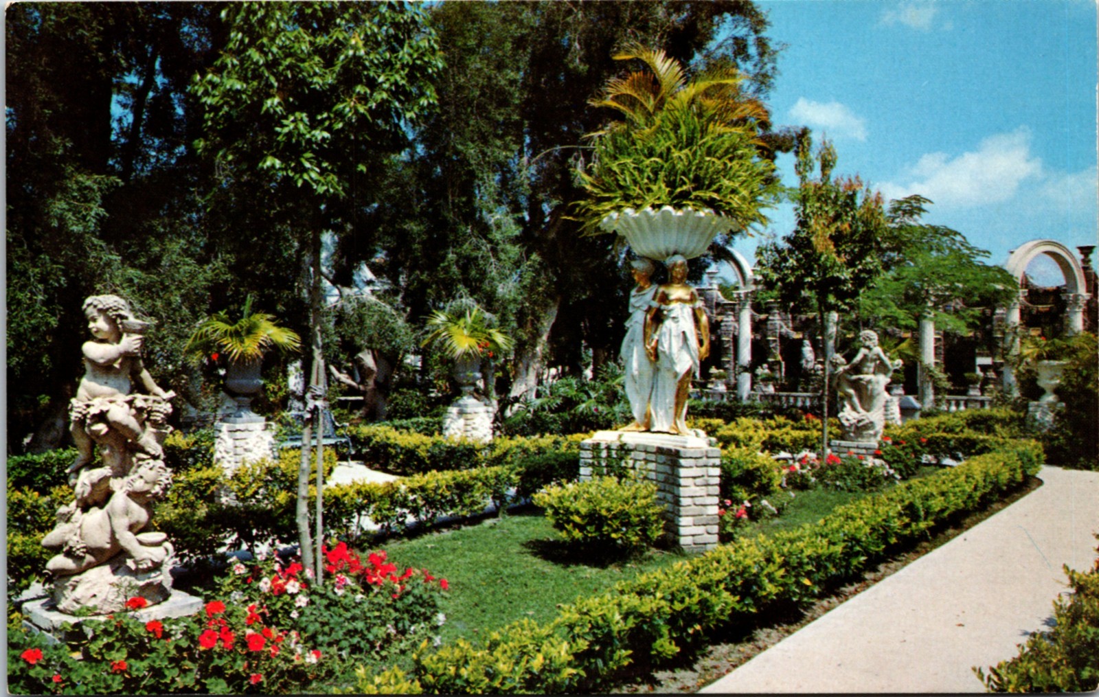 Clearwater, FL East Garden At Kapok Tree Inn/Statues/Flowers/Native Plants -A155