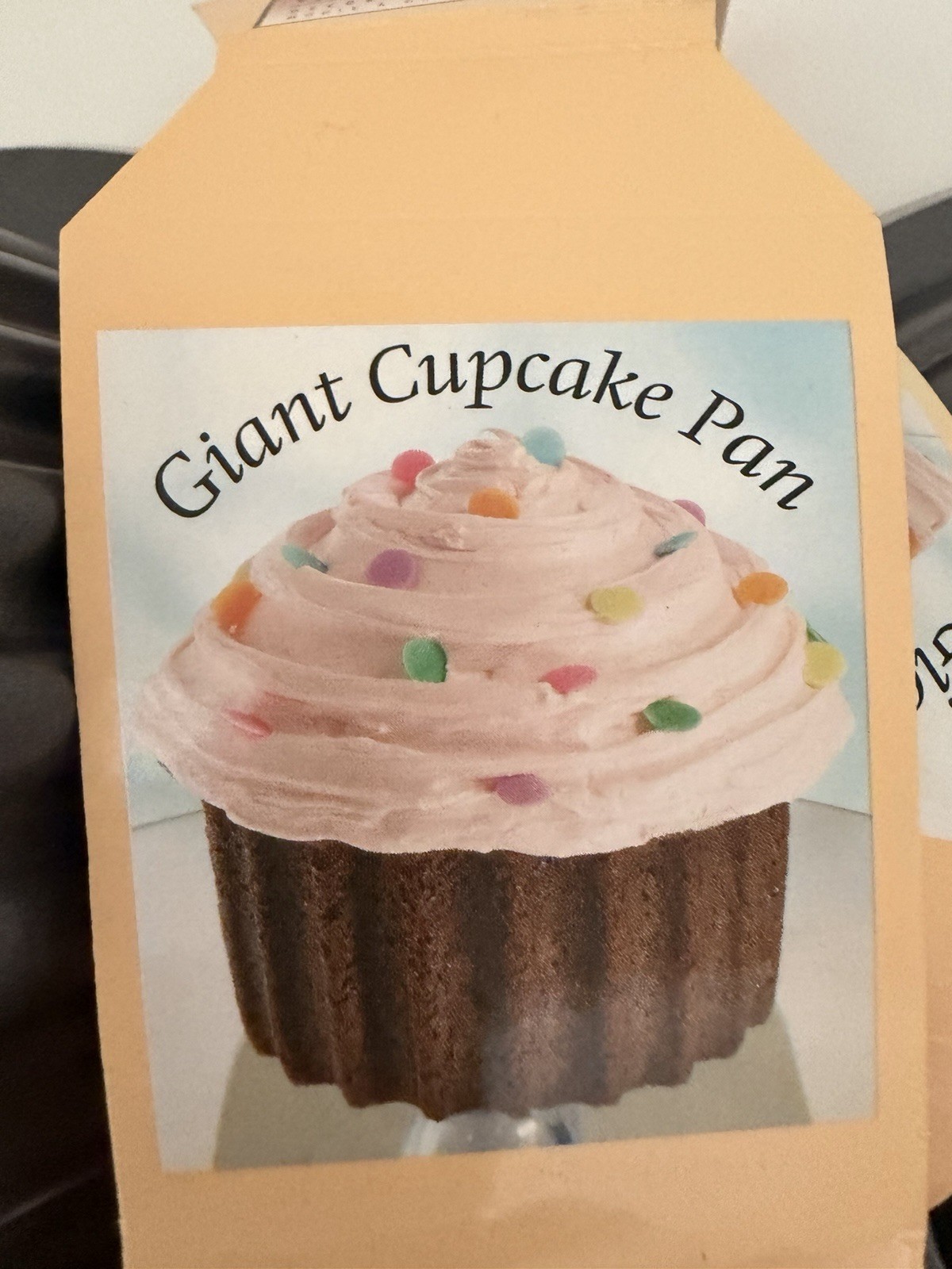 Wilton Giant Cupcake Pan New  2105-5038