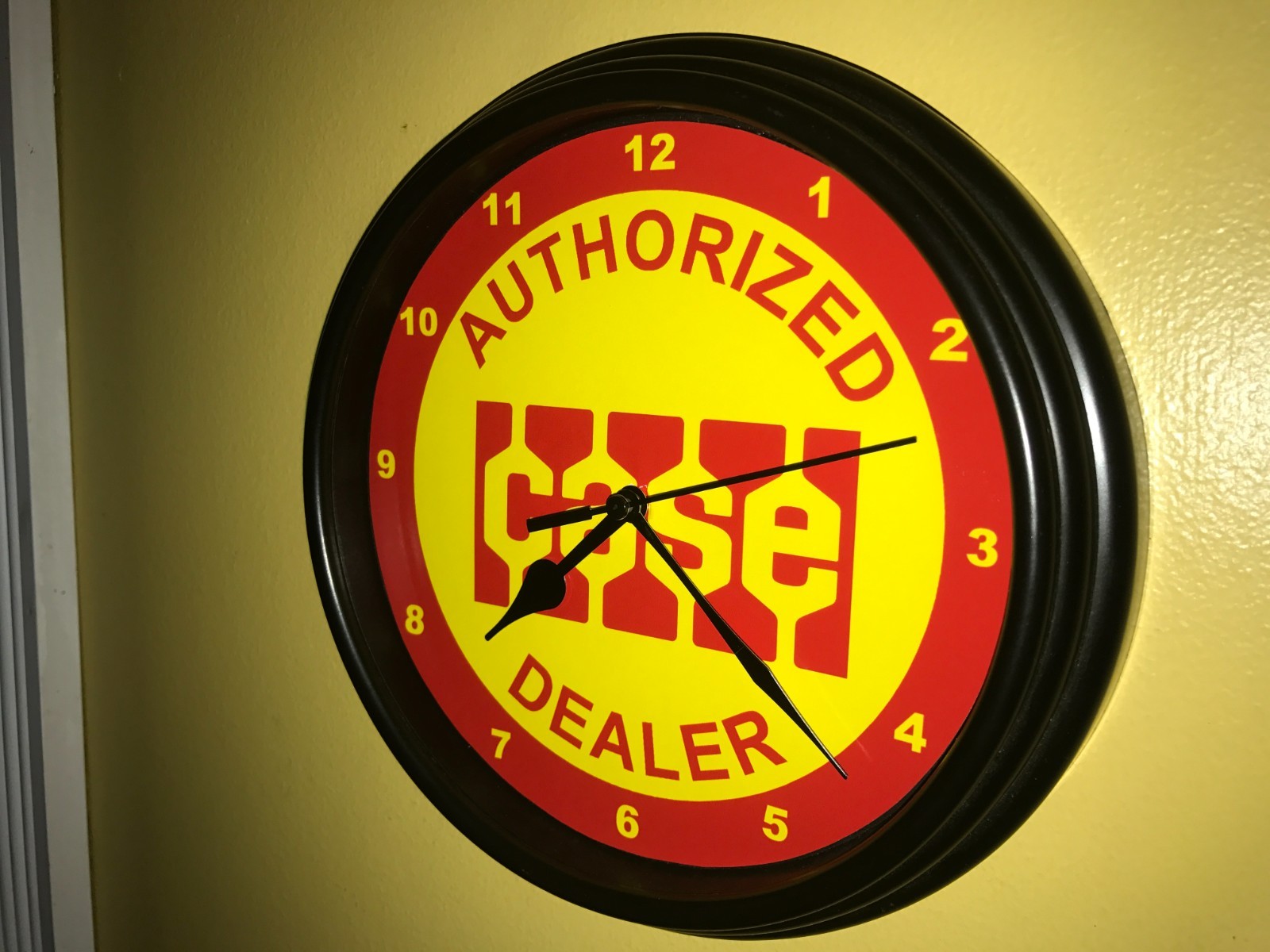 Case AuthDealer Farm Tractor Barn Garage Man Cave Clock Retro Sign