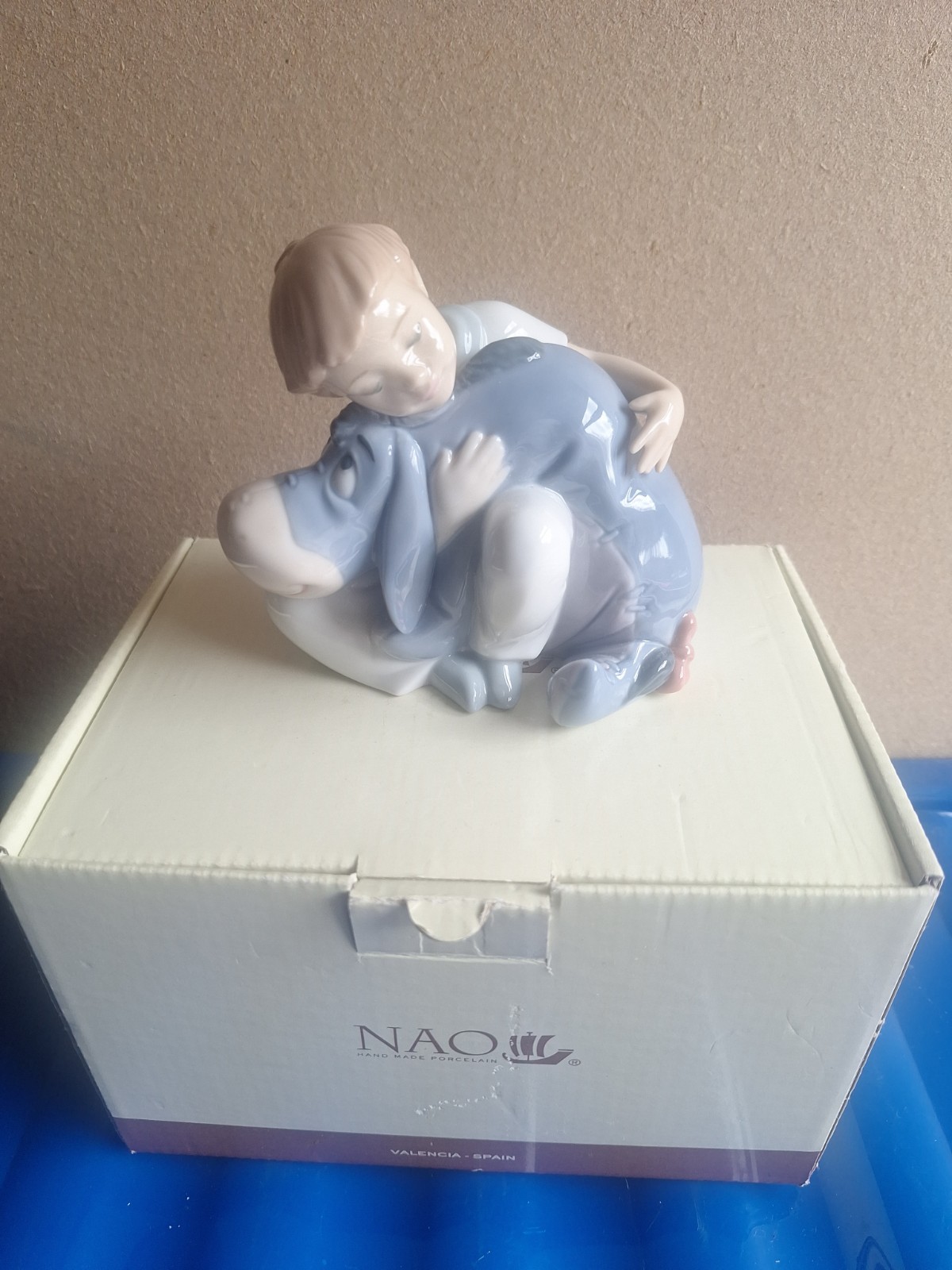 Nao by Lladro Disney Collection Porcelain Dreams With Eeyore 1594.  pb71