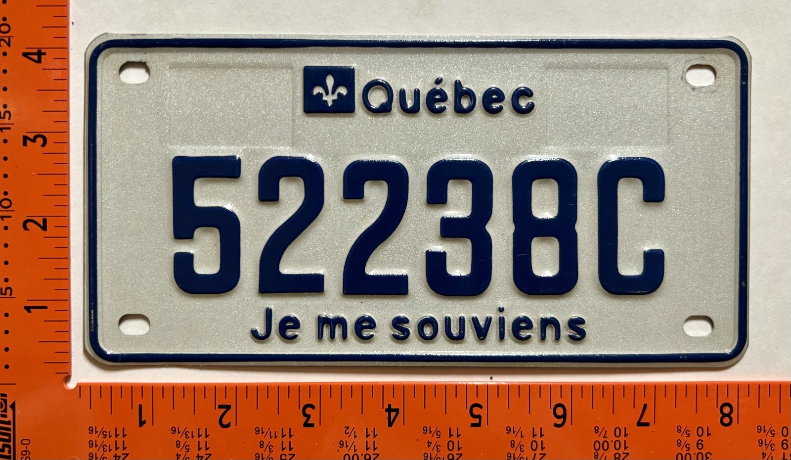undated (circa 1993) Quebec Motorcycle License plate