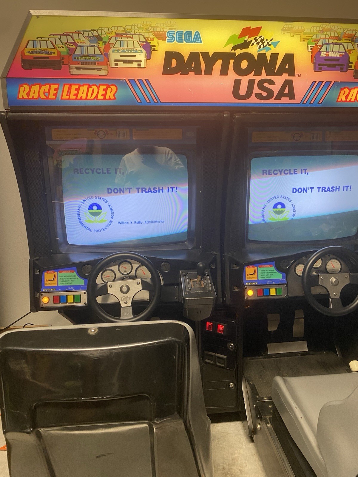 SEGA Daytona USA Race Leader Twin Arcade Driving Racing Machine Cabinet