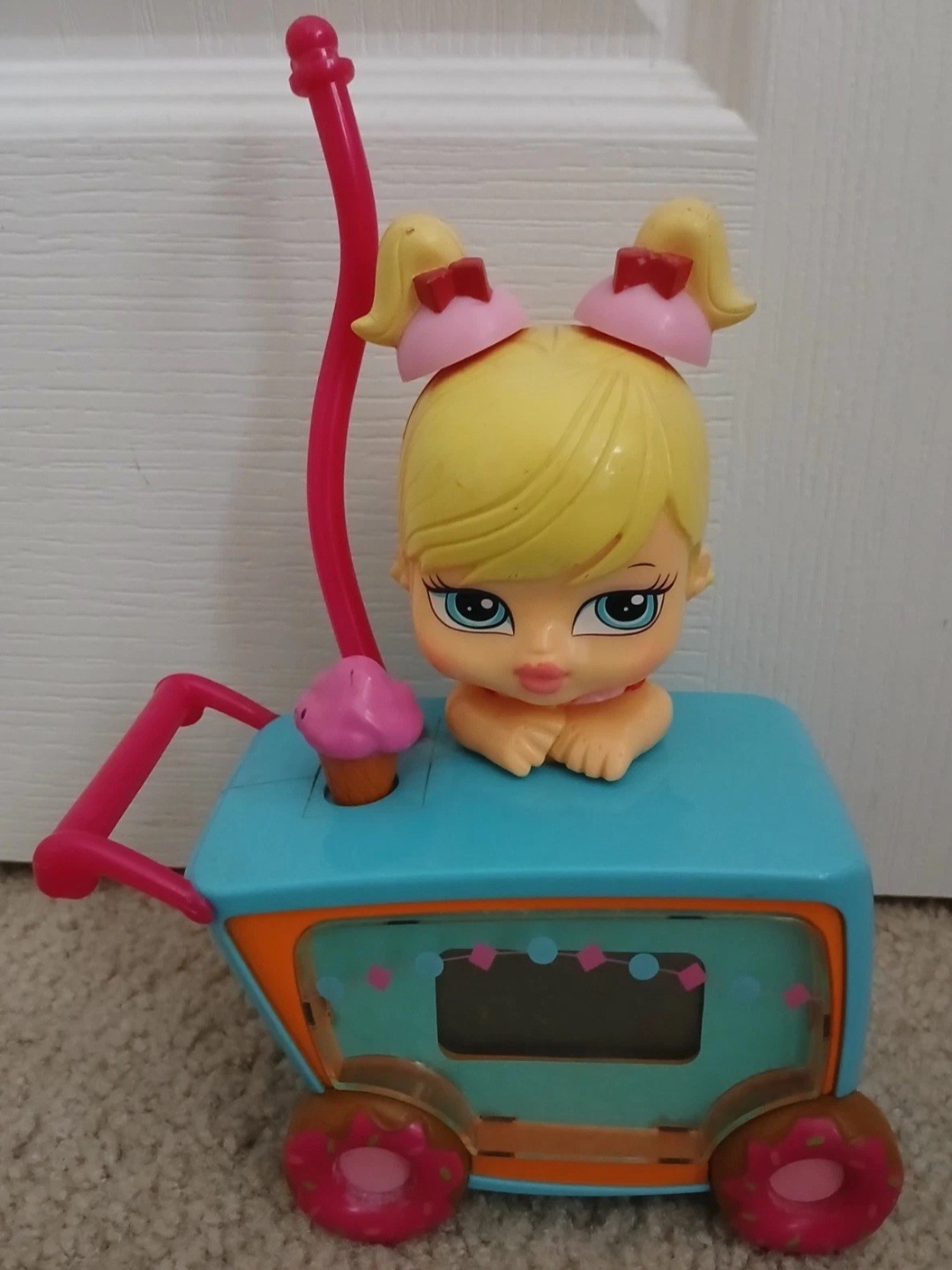 2005 Vintage BRATZ  BabyZ So SIlly Alarm Clock Battery Operated