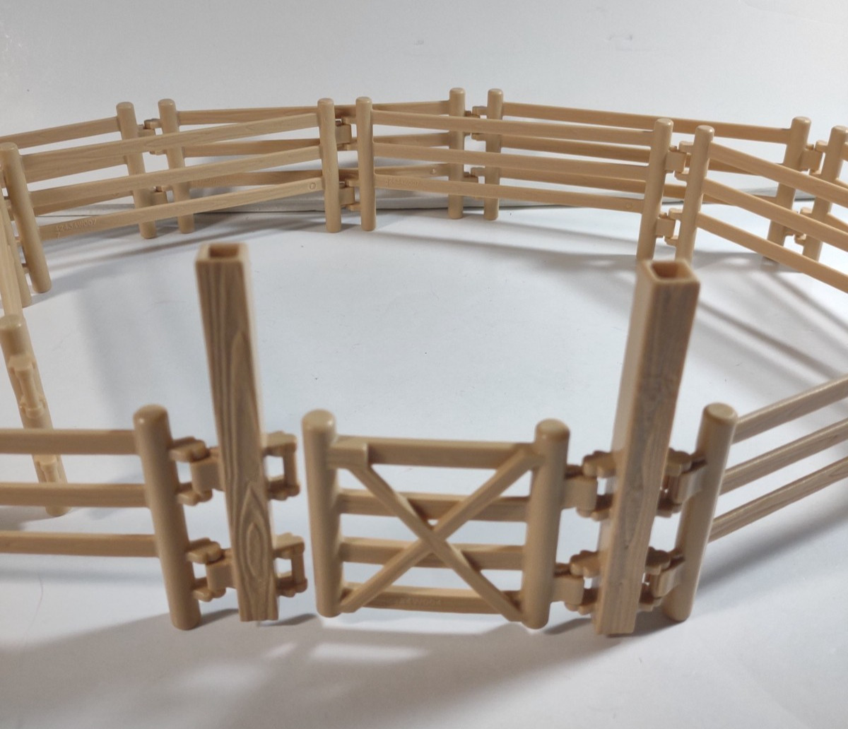 Lot of 12 SCHLEICH Tan Fence Panels 42434W007 & 42434W006 Gate 42434W0094