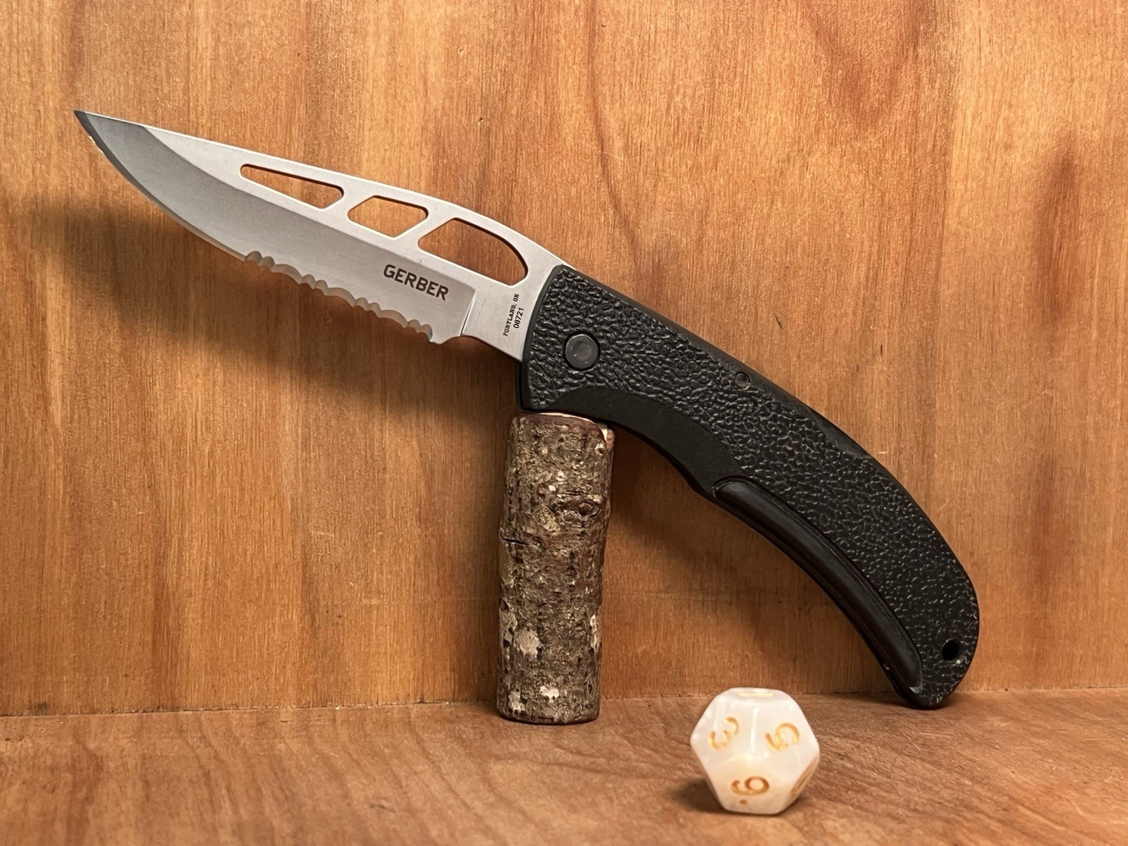 Gerber E-Z-OUT 450 Skeleton Combo Blade Pocket Knife Black GFN USA EXCELLENT