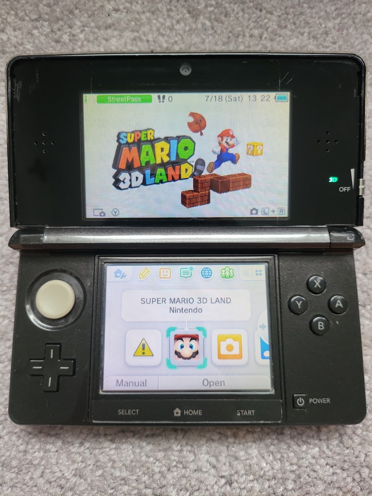 Nintendo 3DS Handheld System - Cosmo Black - NEW Top Screen - WORKING
