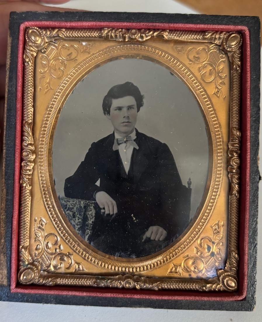 Antique Well Dressed Young Men Wear Pinky Ring Rosy Cheeks Plate Ambrotype
