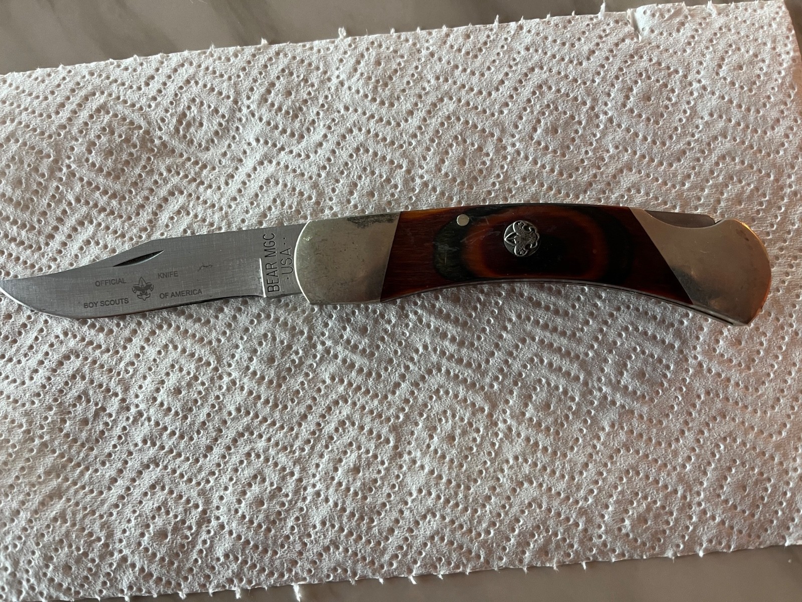 Rare Bear MGC Official Boyscouts Knife pakkawood