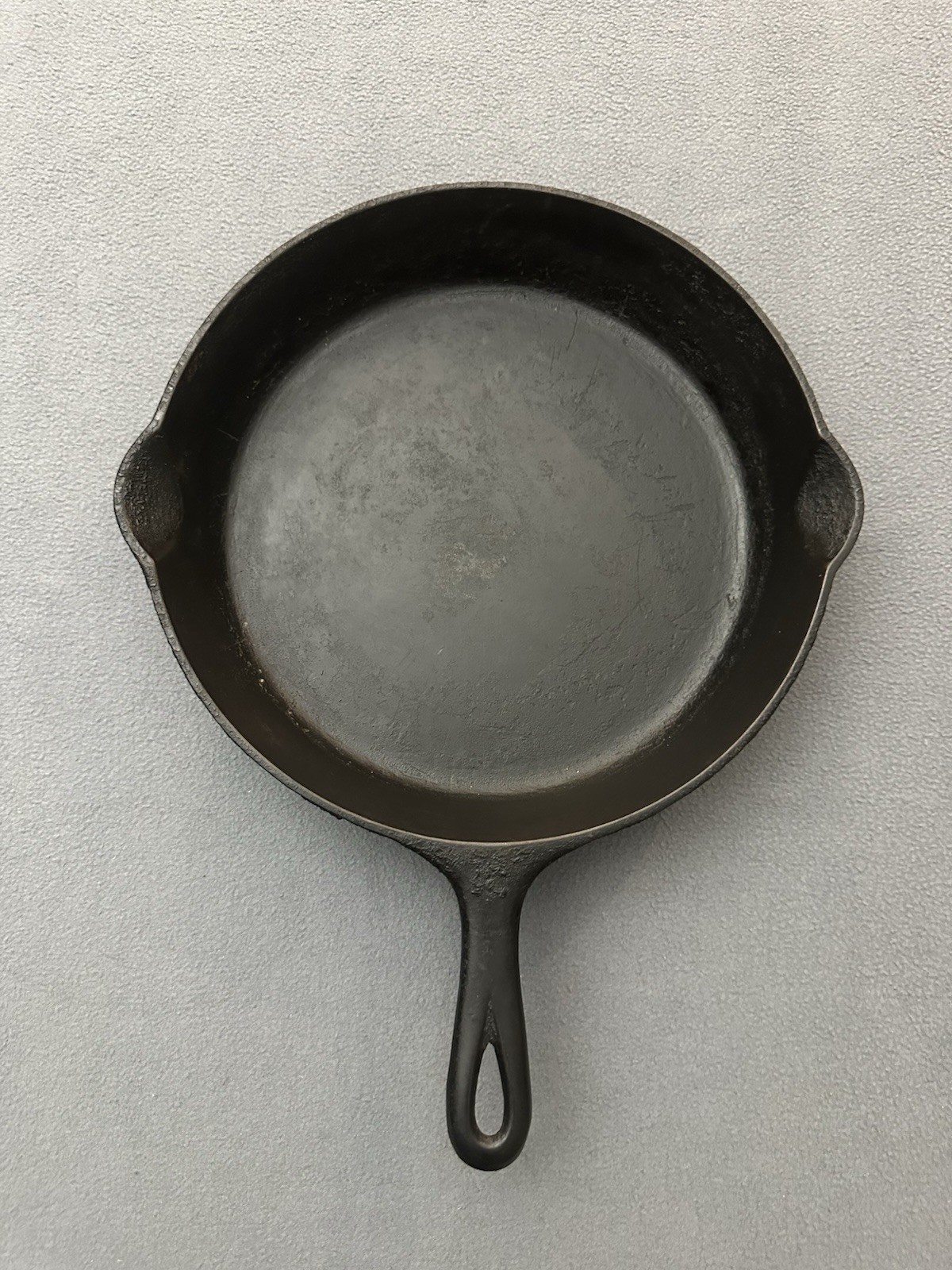 Vintage Griswold Erie No. 10 Cast Iron Skillet 716