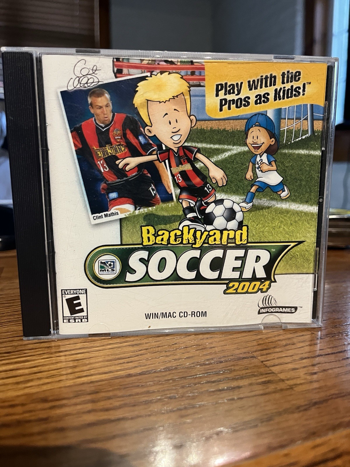 Backyard Soccer 2004 Infogames WIN/MAC CD-ROM PC