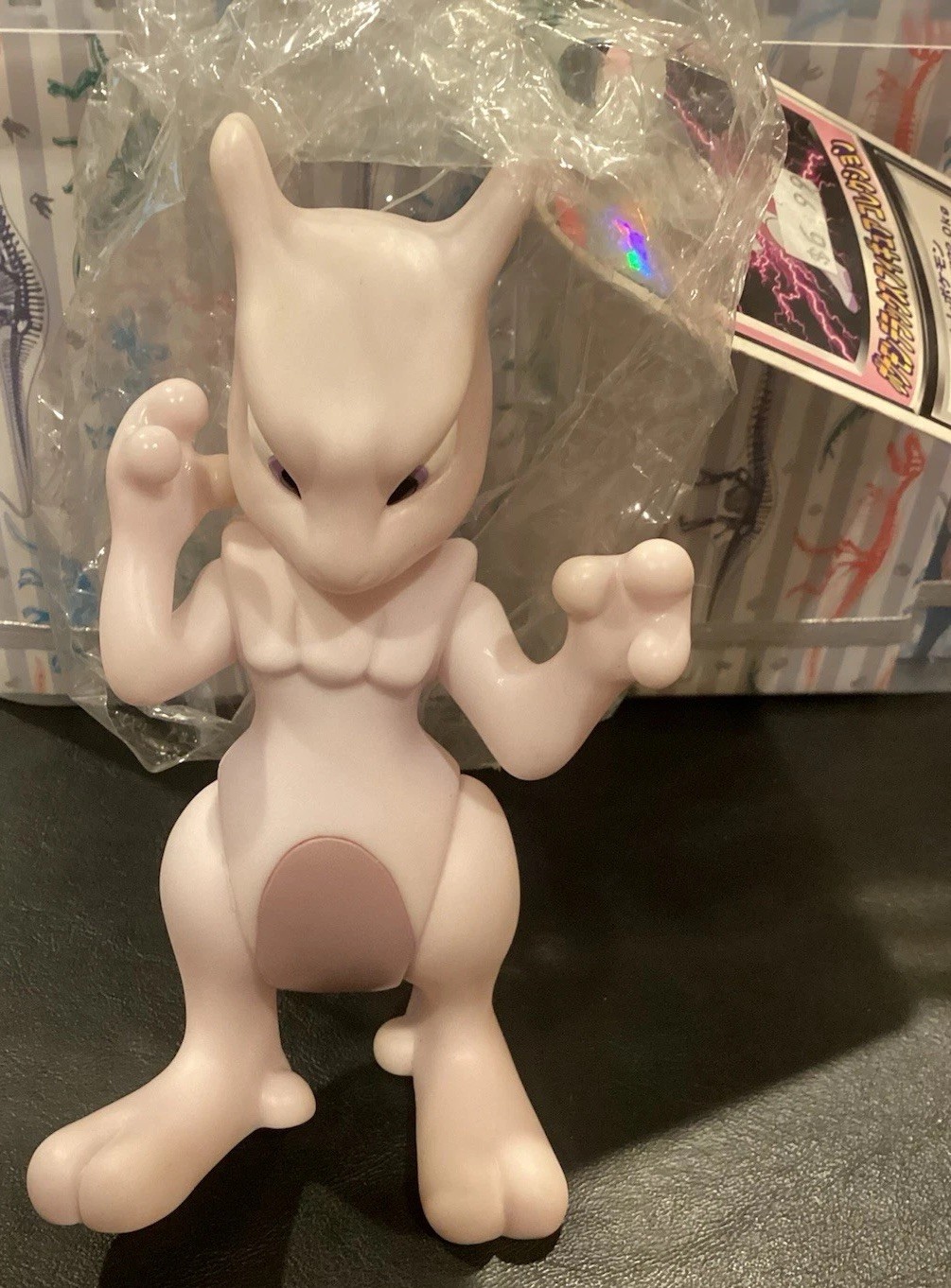 1998 Tomy - Mewtwo - Pokemon Deluxe Figure Collection New With Tags (178T)