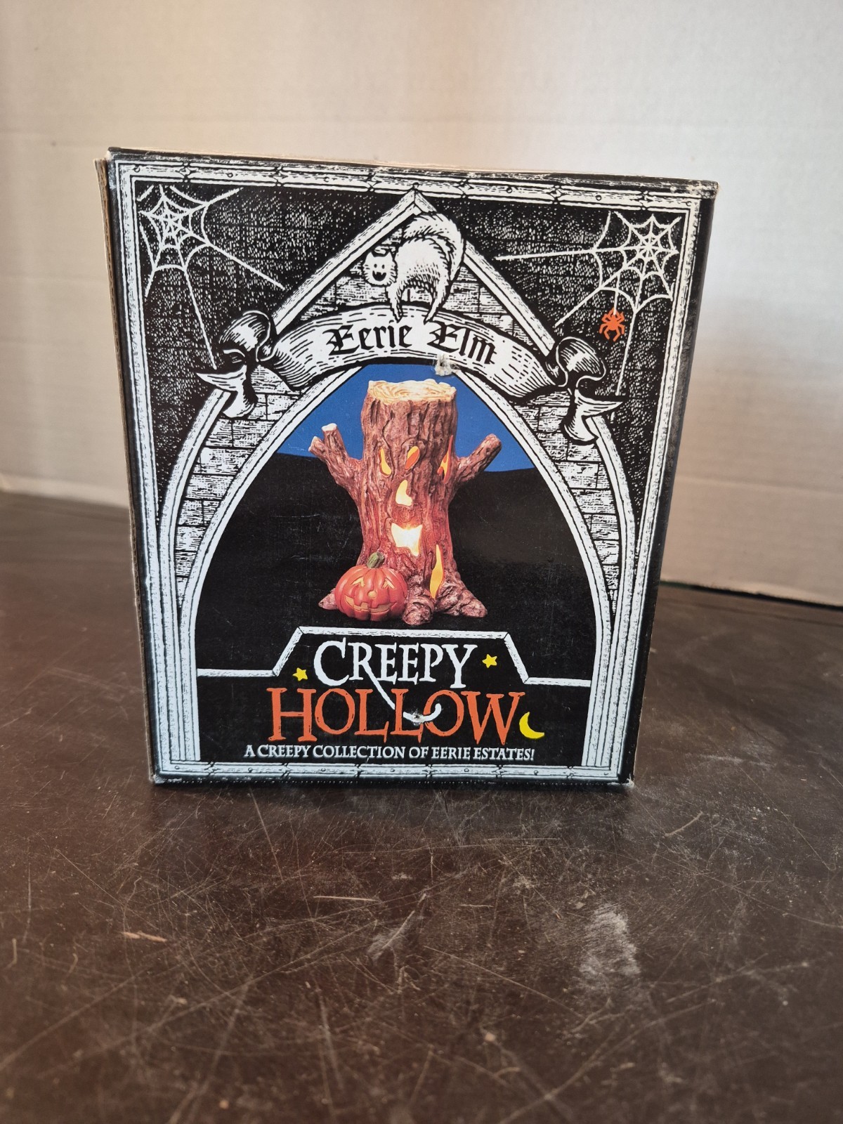 Creepy Hollow Eerie Elm (Short) Halloween Ceramic Village Town Midwest Cannon
