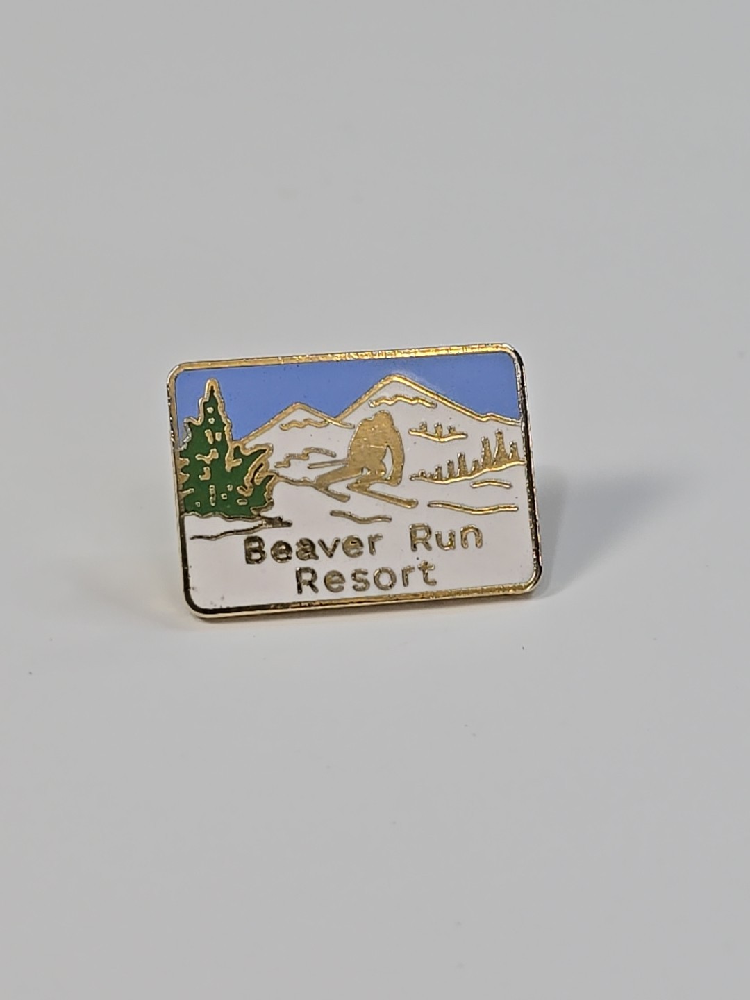 Beaver Run Resort Travel Souvenir Lapel Pin Breckenridge Colorado