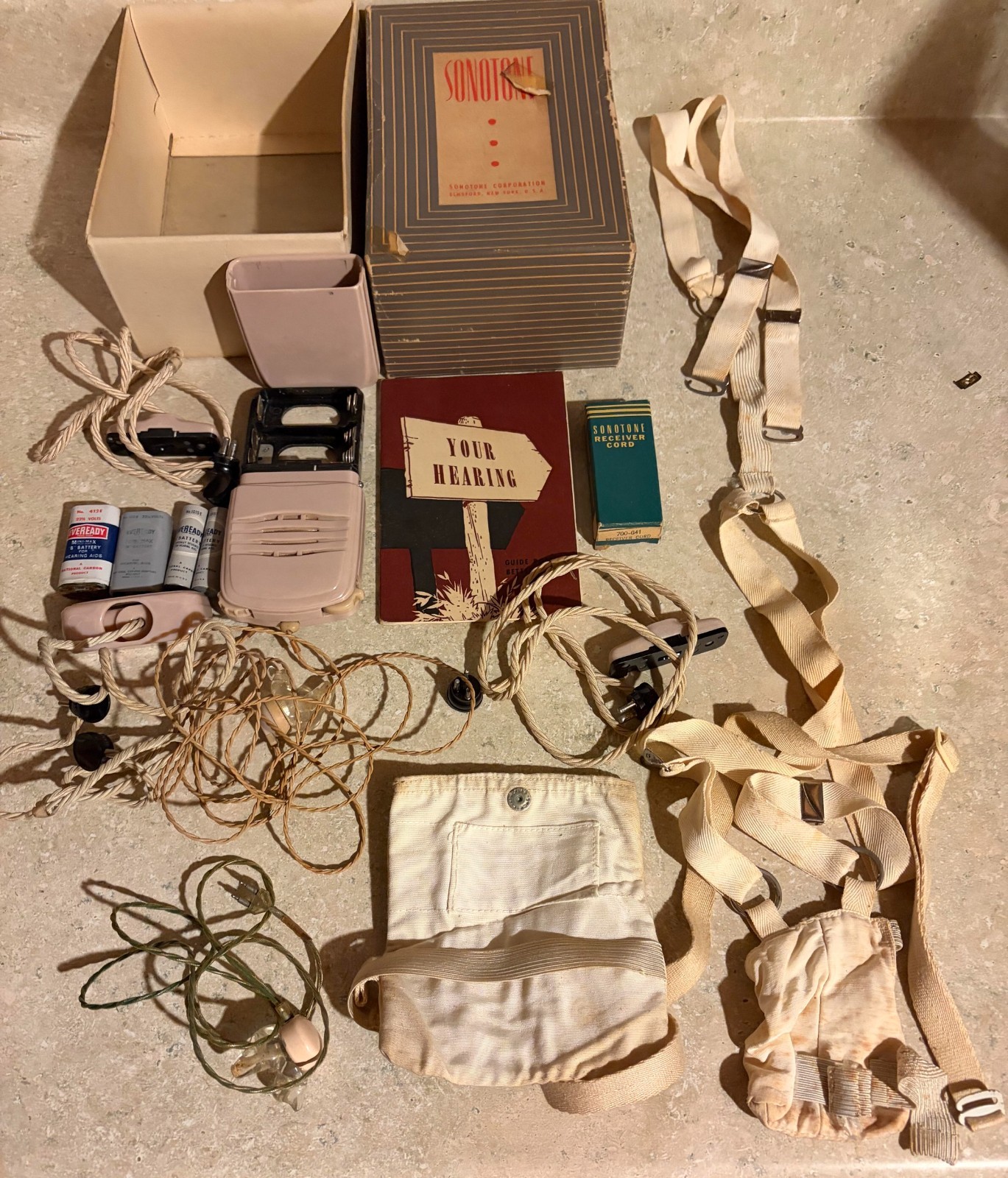 Vintage 1945 Sonotone 700 Hearing Aid Boxed Set w/ Manual Harness - Batteries