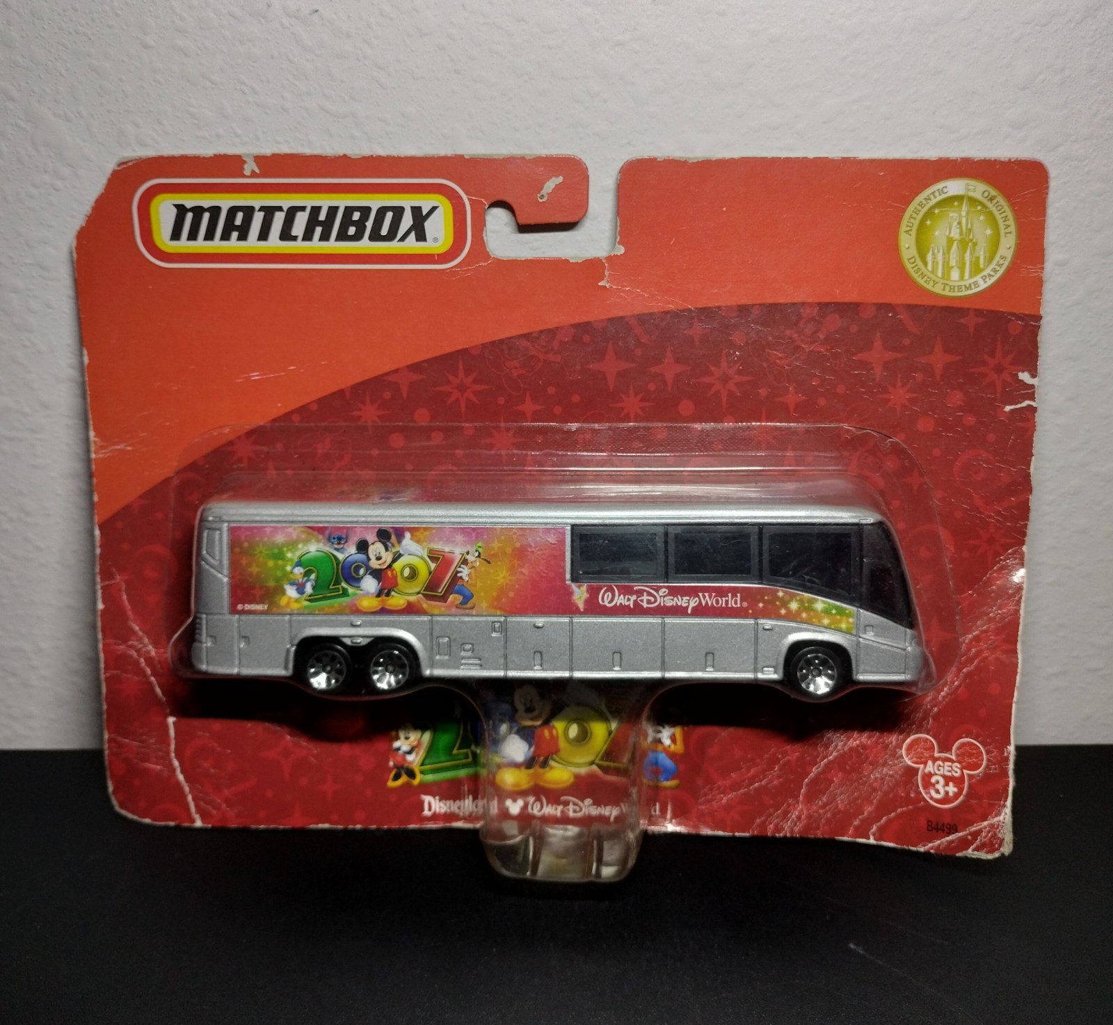 VINTAGE 2007 MATCHBOX WALT DISNEY WORLD THEME PARK EXCLUSIVE DIE CAST BUS NIP C