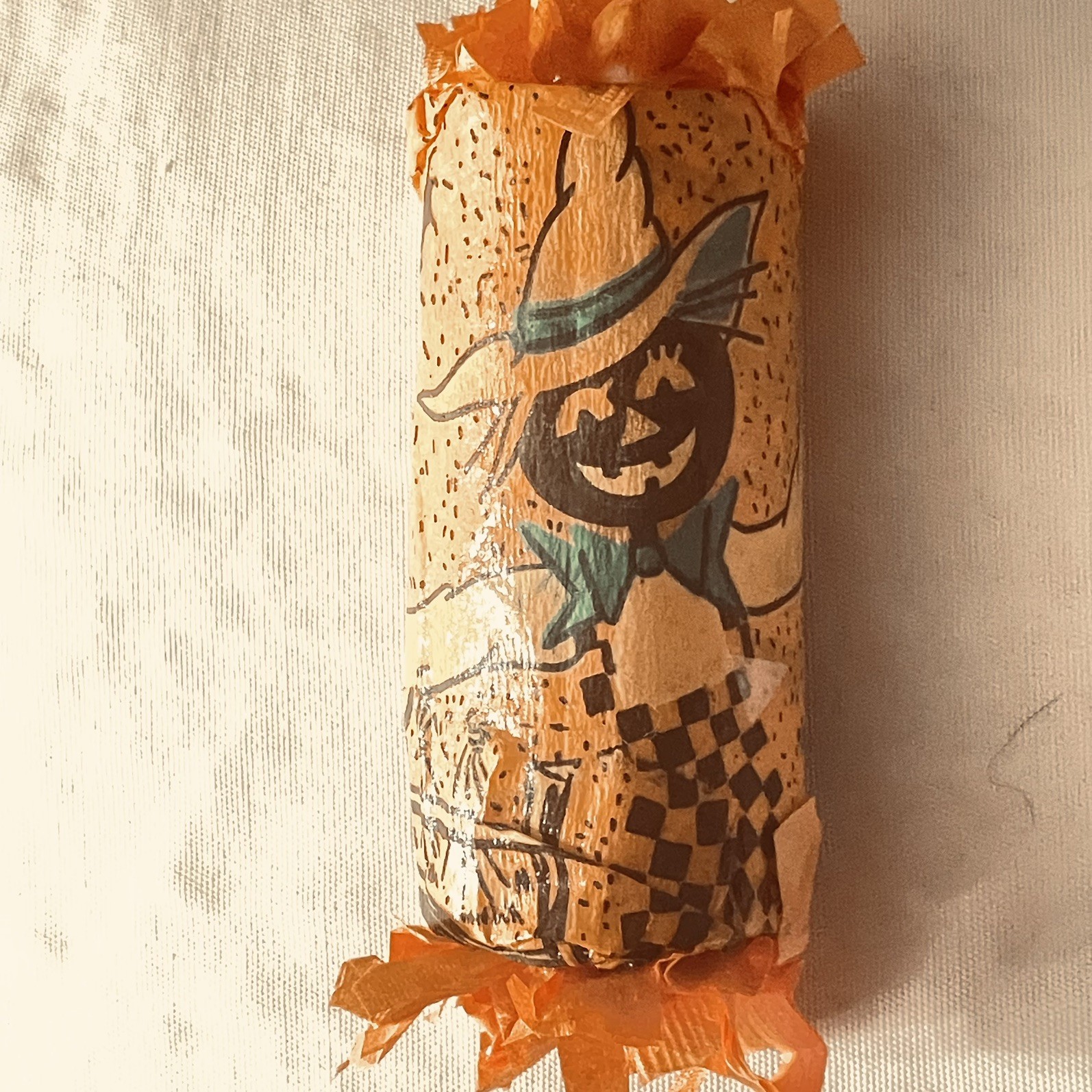 1 Rare Scarecrow vintage Halloween Crepe Paper Party Favor w/prizes handmade 