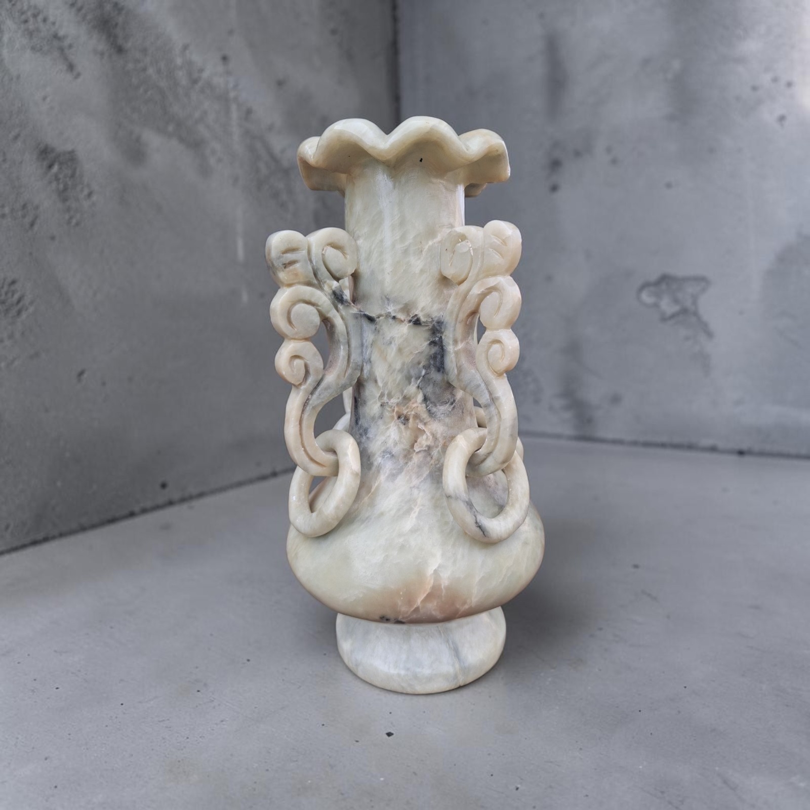 Gorgeous Antique Serpentine Carved Vase Unique Carved Rings 109.5\