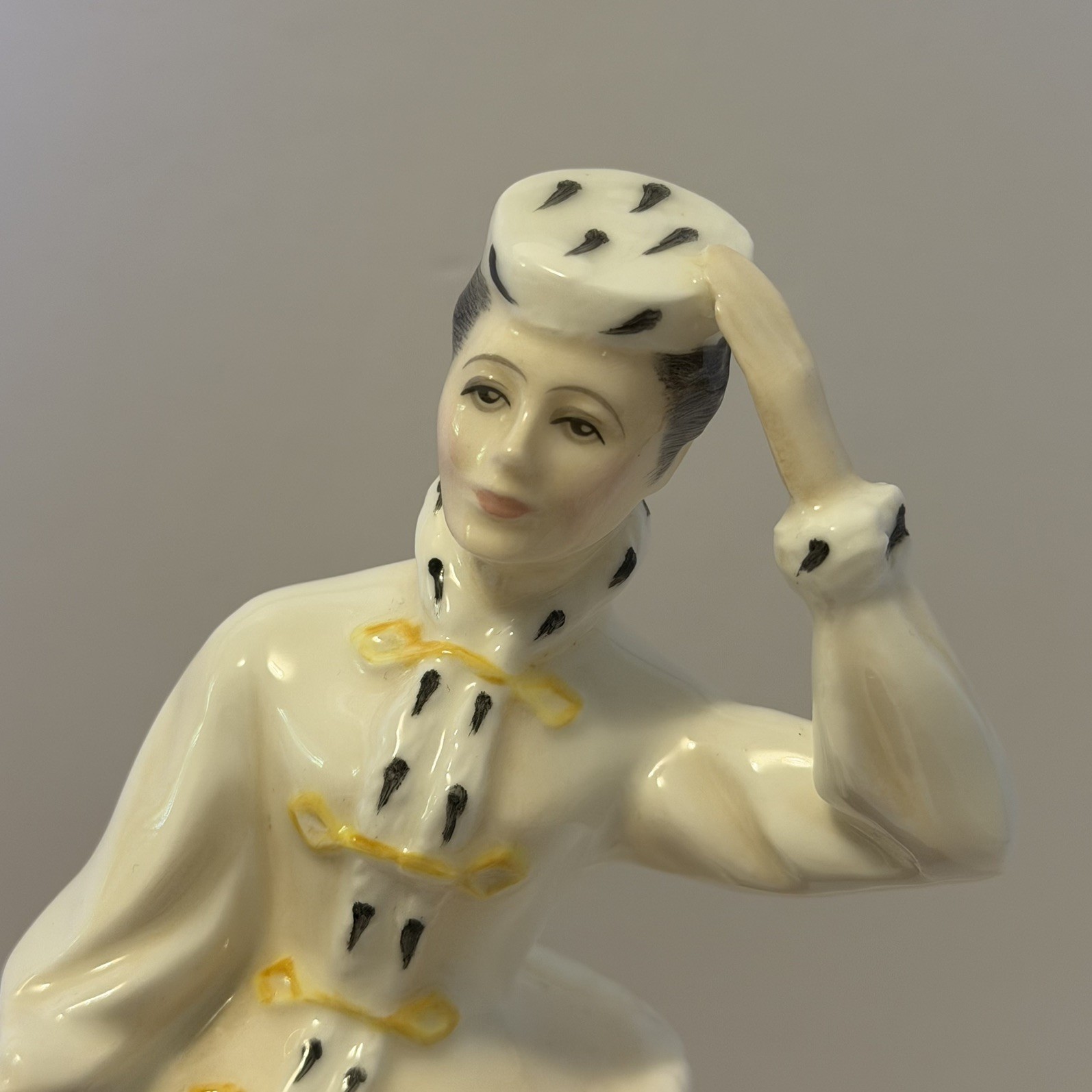 Vintage Retired 1985 Royal Doulton “Gail” English Bone China Figurine HN 2937