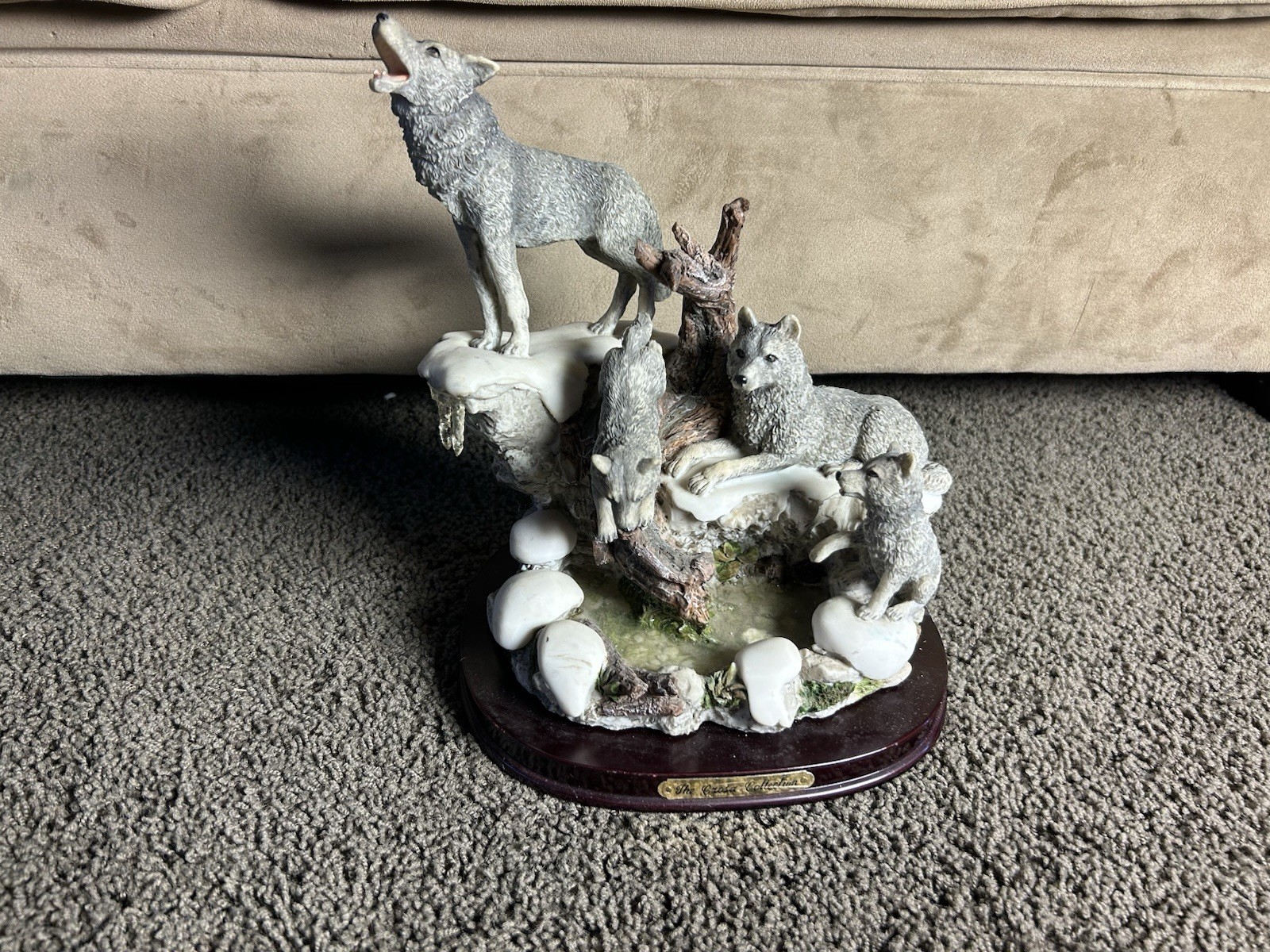 The Crosa Collection Pack Of Wolves Wolf Family Statue Figure On Mountain 1993
