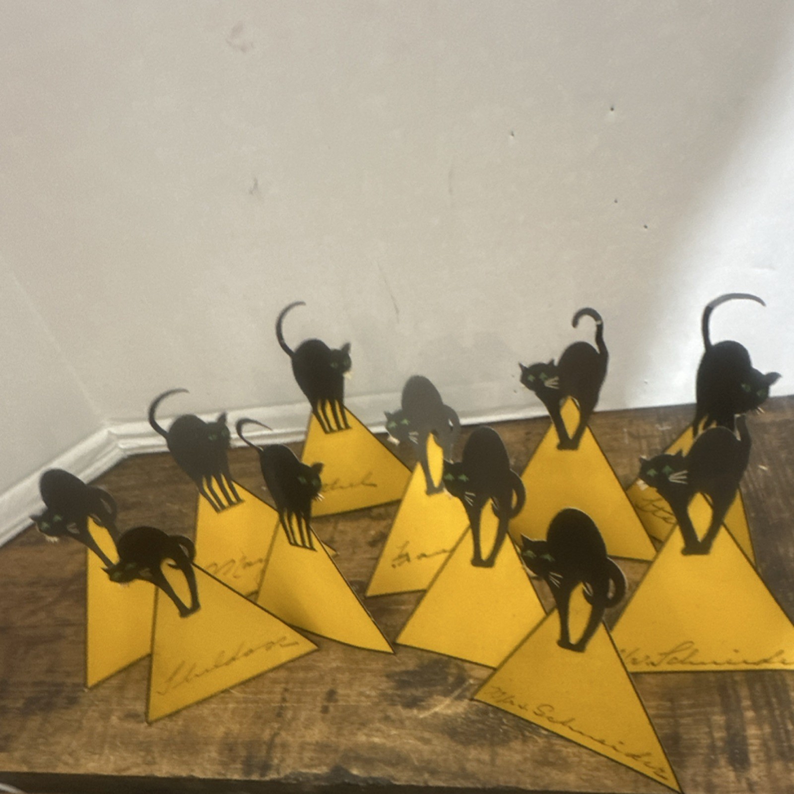 Halloween Black Cat Metal place cards Stand Black/Yellow GMANY 11
