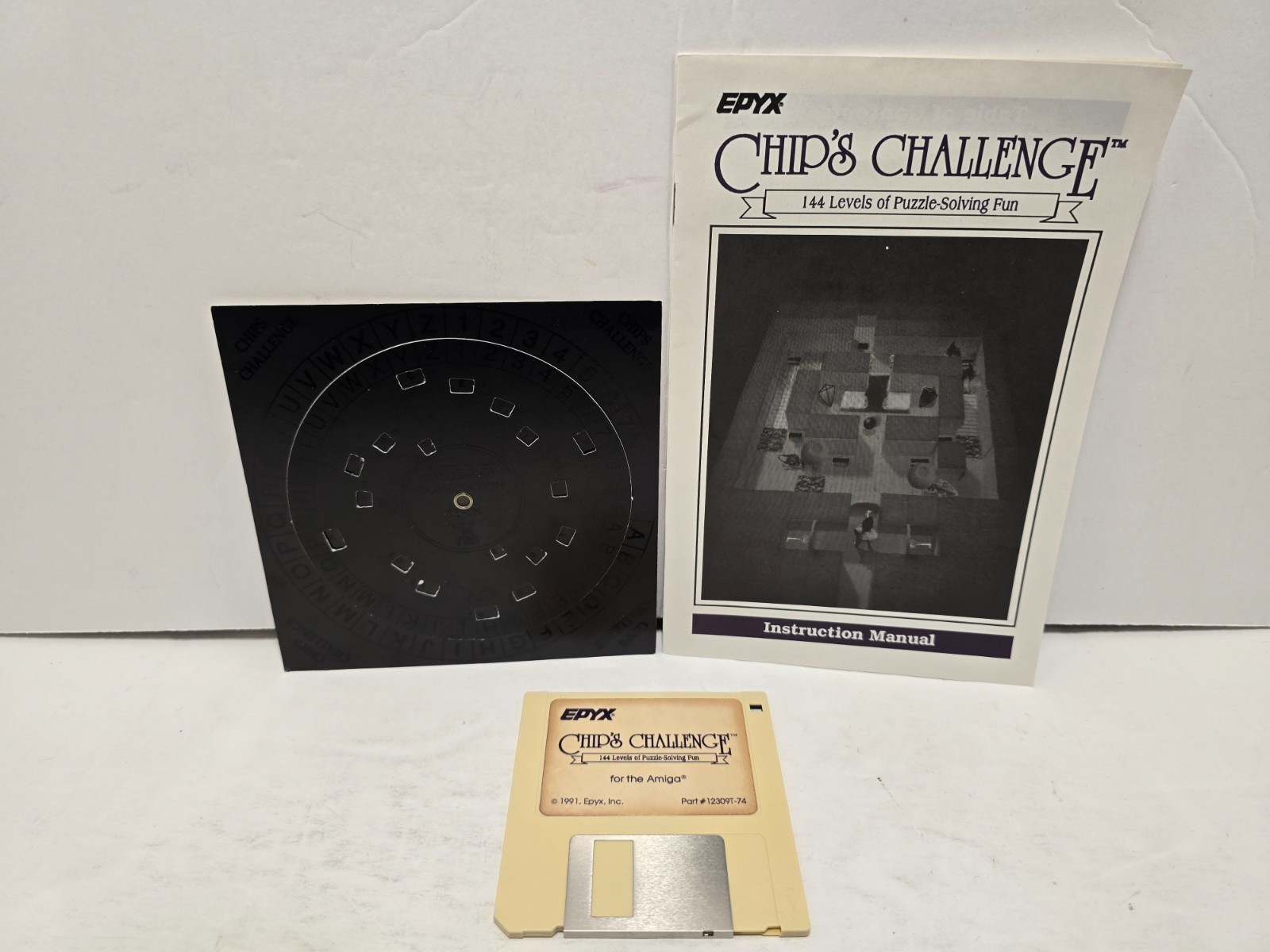 Chip's Challenge w/ Manual & Inserts 3.5