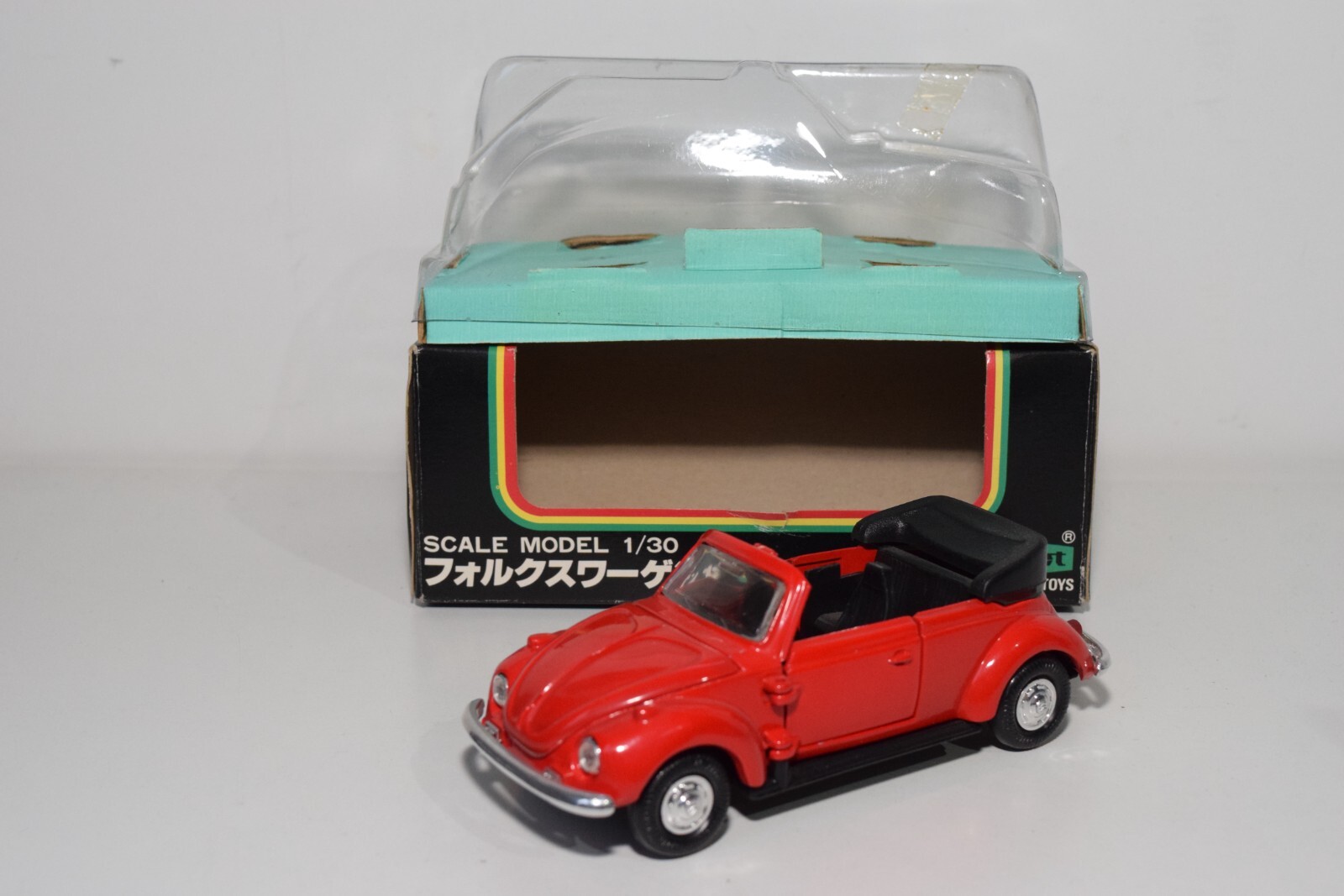 A79 1:30 DIAPET G-51 G51 VW VOLKSWAGEN BEETLE BEETLE 1302S CABRIOLET RED MIB