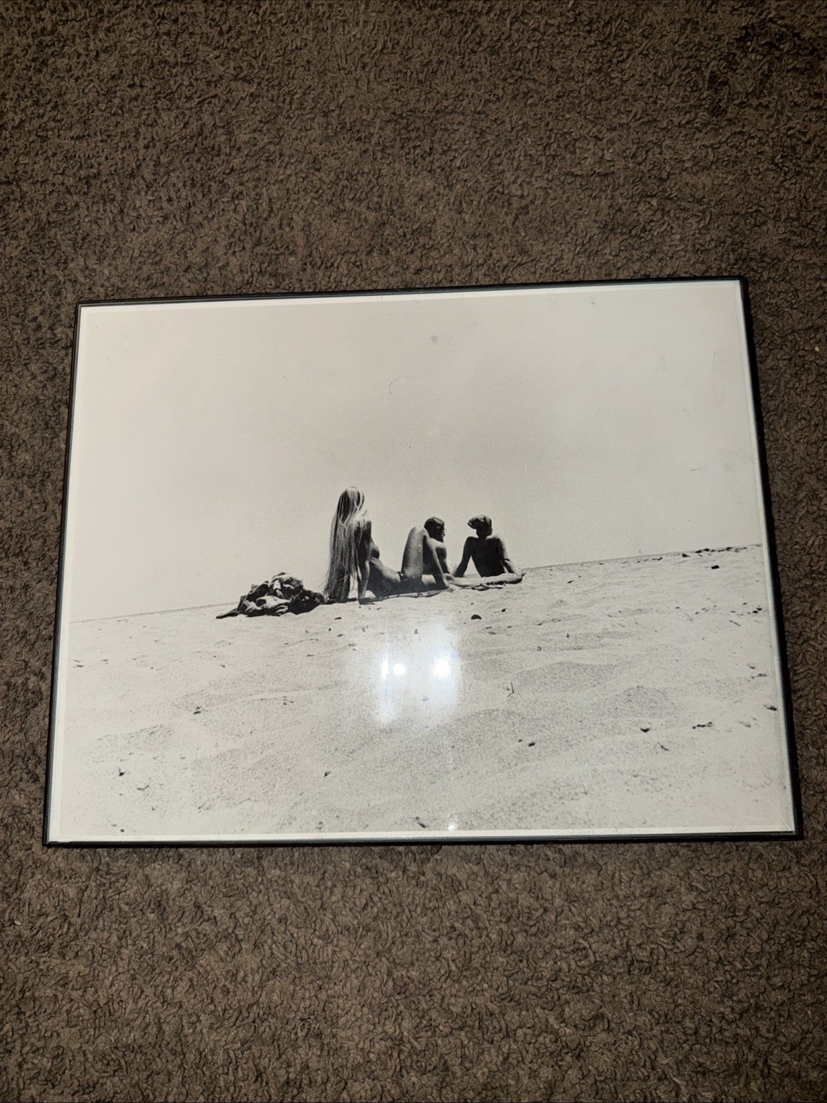 Vintage Black & White Art Photo Framed 16x10 Women on Sand Beach Landscape Print