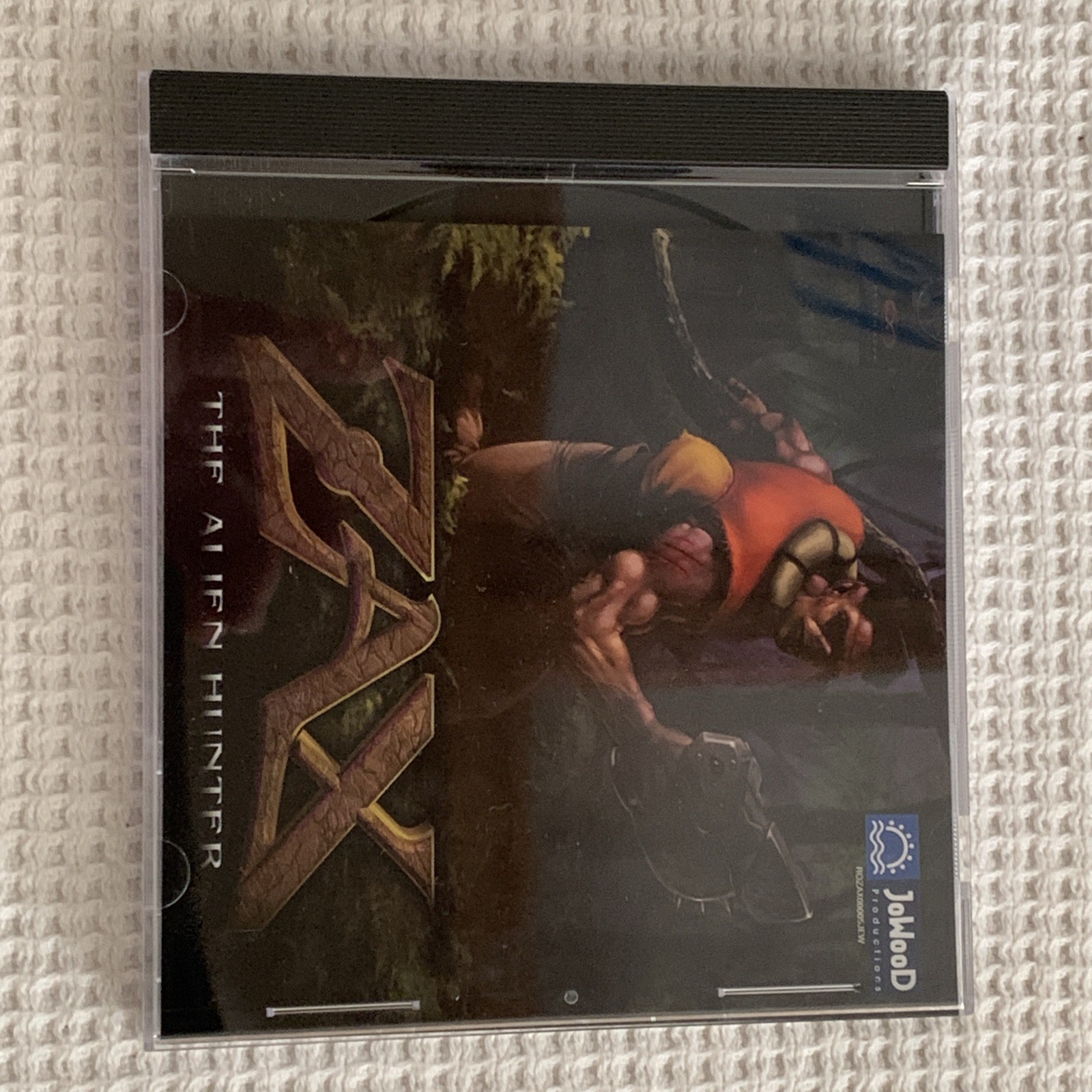 Zax The Alien Hunter PC Game Program 2001 Edition with Manual & Code Very Good