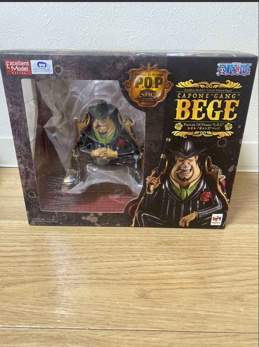P.O.P Portrait of Pirates S.O.C Capone Gang Bege Figure One Piece Megahouse Used
