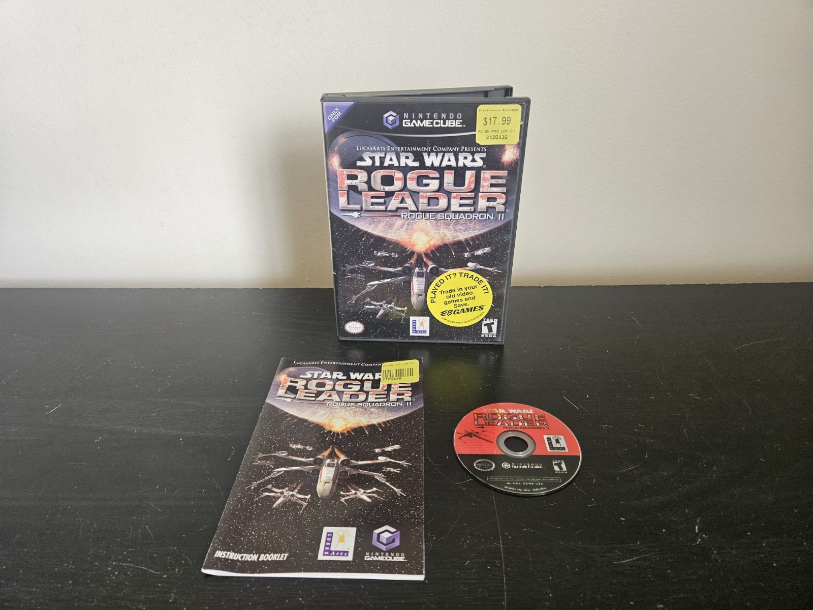 Star Wars Rogue Leader Rogue Squadron II Nintendo GameCube CIB w/ Manual
