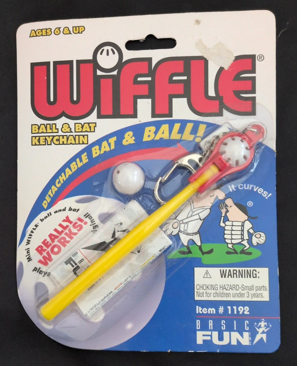 Wiffle Ball & Bat Keychain Mini Baseball by Basic Fun NEW #1192 detach bat ball