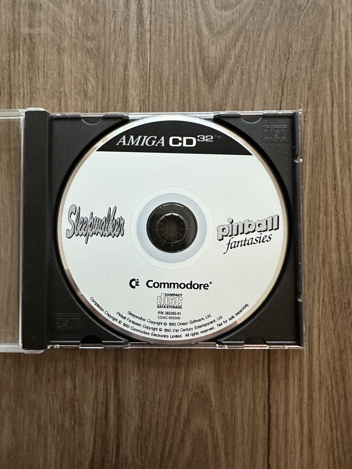 Amiga CD32 Pinball Sleepwalker games CD