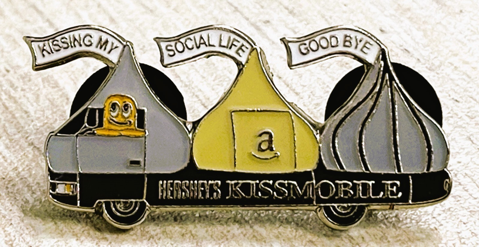 KISSING MY SOCIAL LIFE GOODBYE WORKING AT AMAZON KISSMOBILE 1.5\