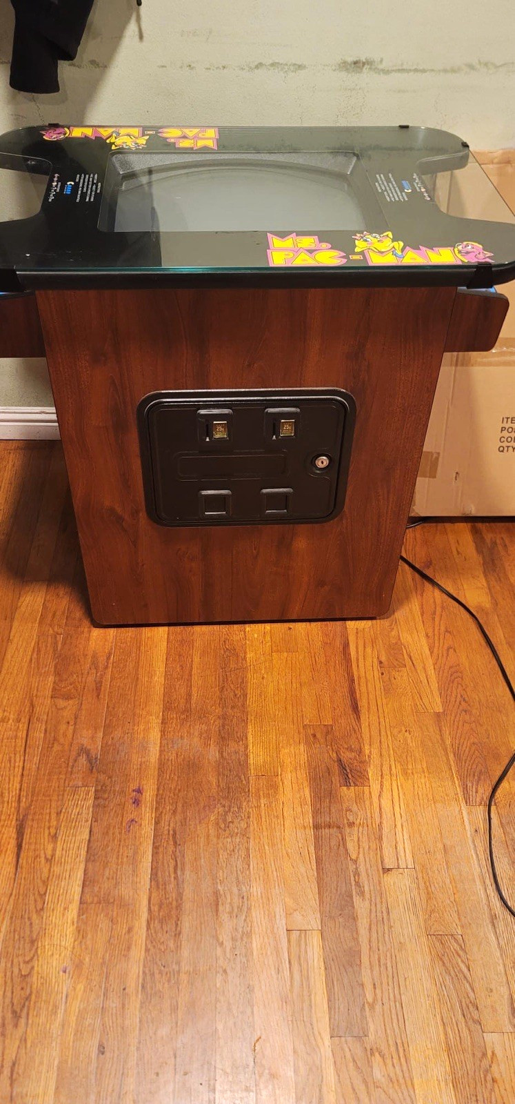 Namco Ltd. Ms. Pac-Man Cocktail Arcade Video Game Machine Wood Cabinet