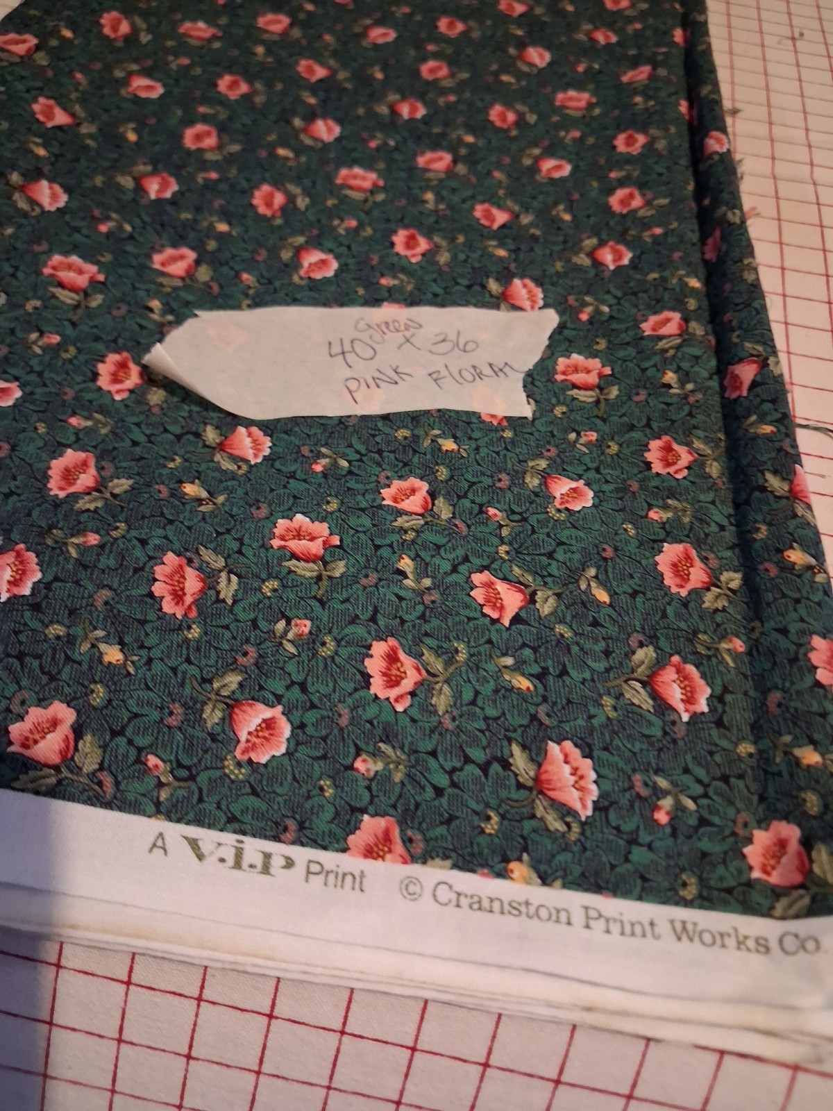 Vintage Cotton Fabric Quilt Craft Floral Remnant Estate (LOT 113)